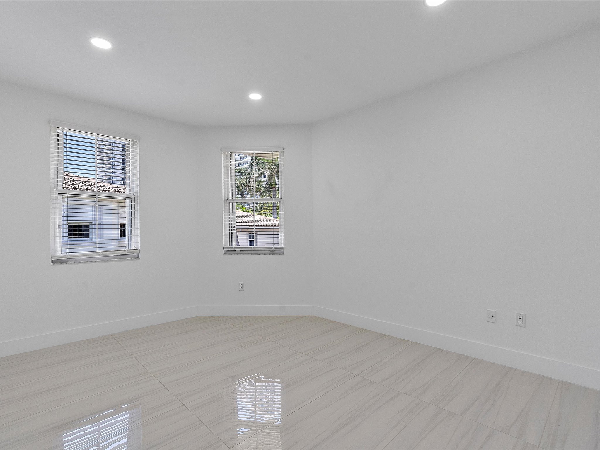 21301 NE 38th Avenue Aventura FL 33180
