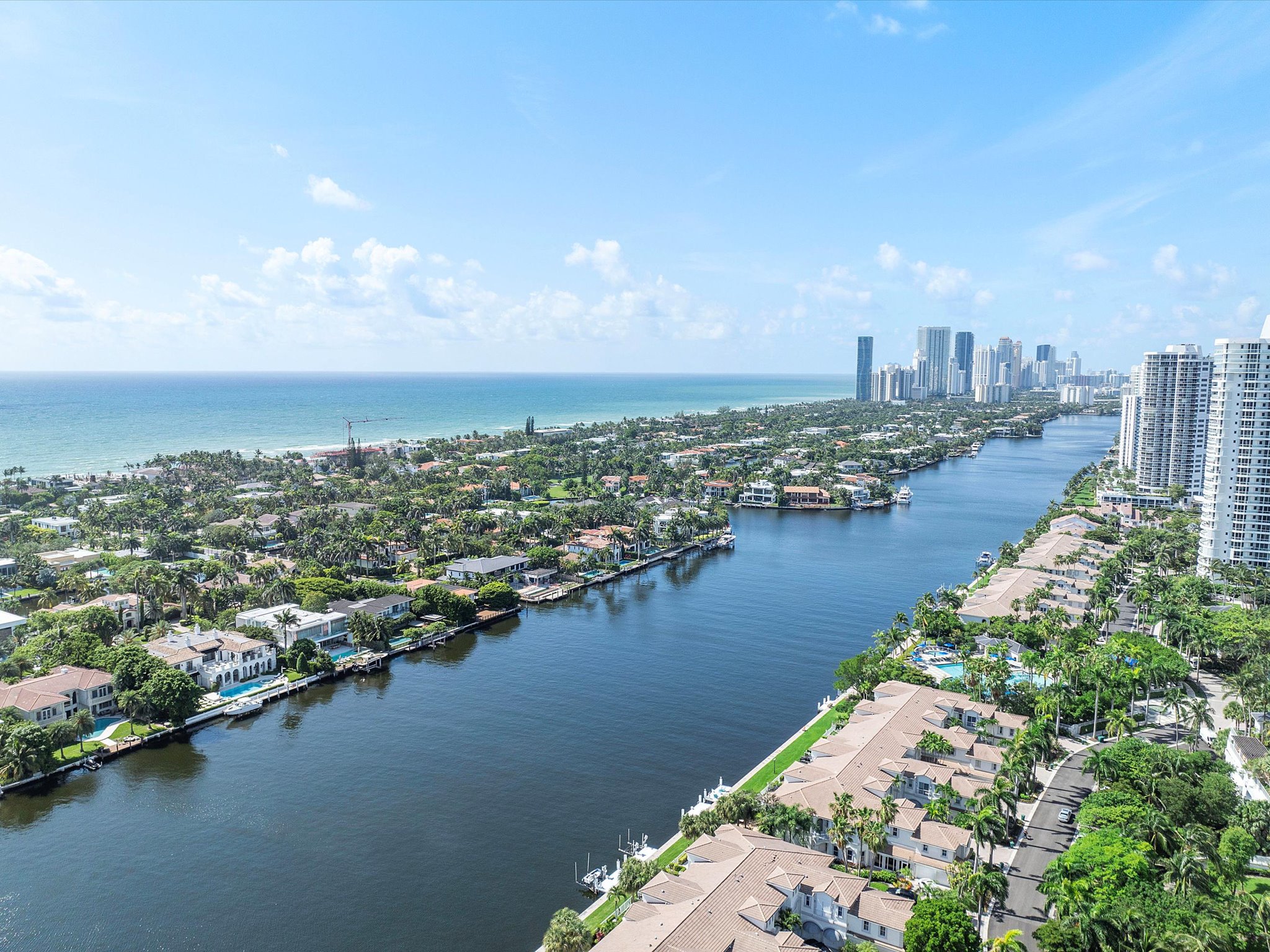 21301 NE 38th Avenue Aventura FL 33180