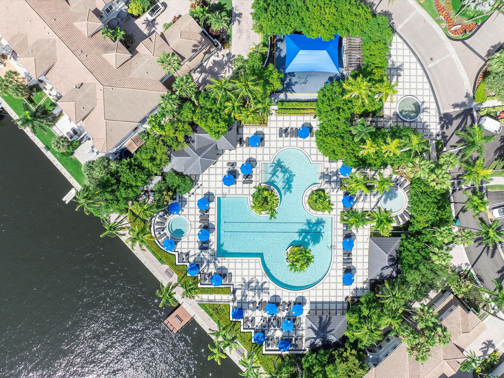 21301 NE 38th Avenue Aventura FL 33180