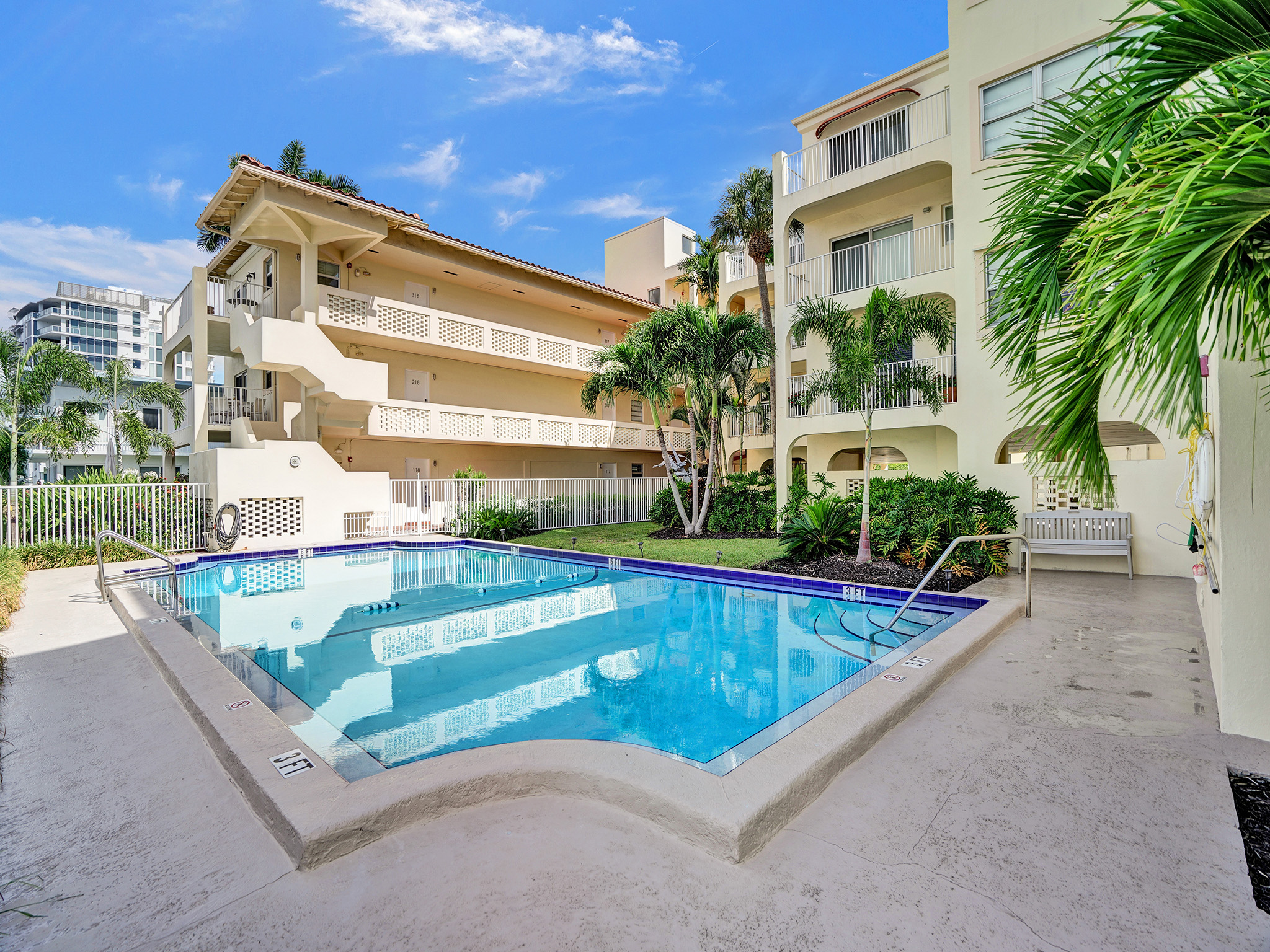 341 N Birch Road Fort Lauderdale FL 33304