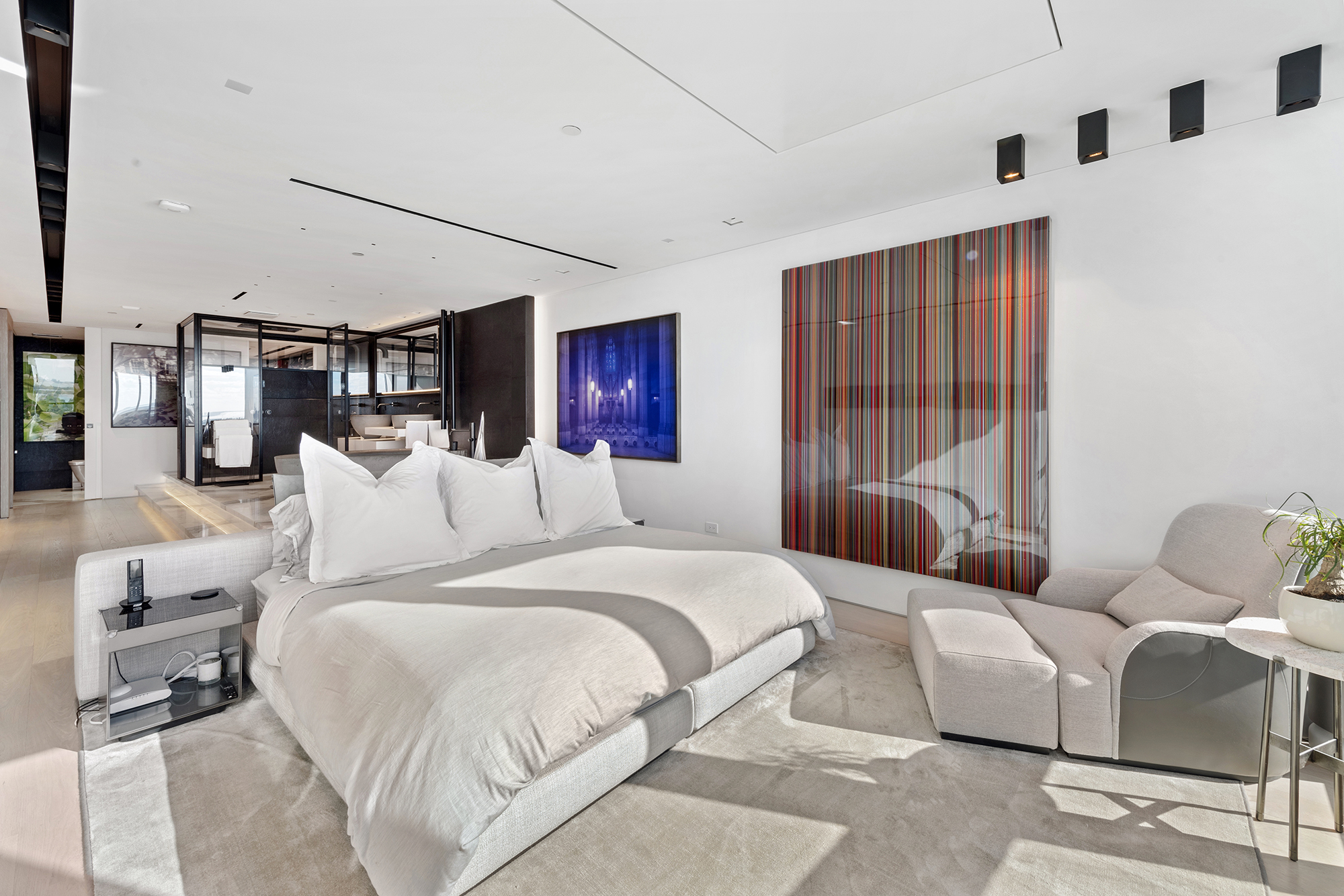 100 S Pointe Drive Miami Beach FL 33139