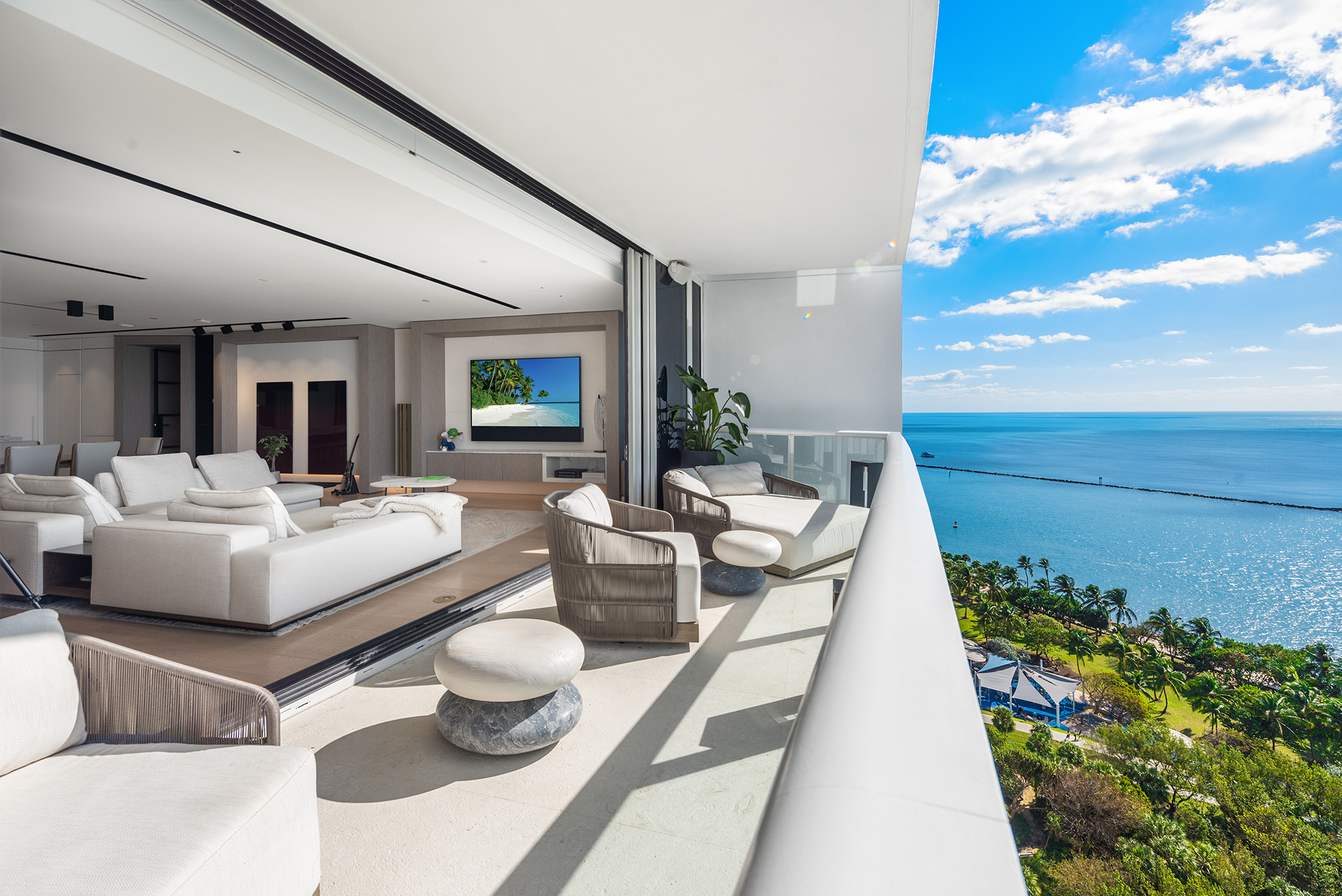 100 S Pointe Drive Miami Beach FL 33139