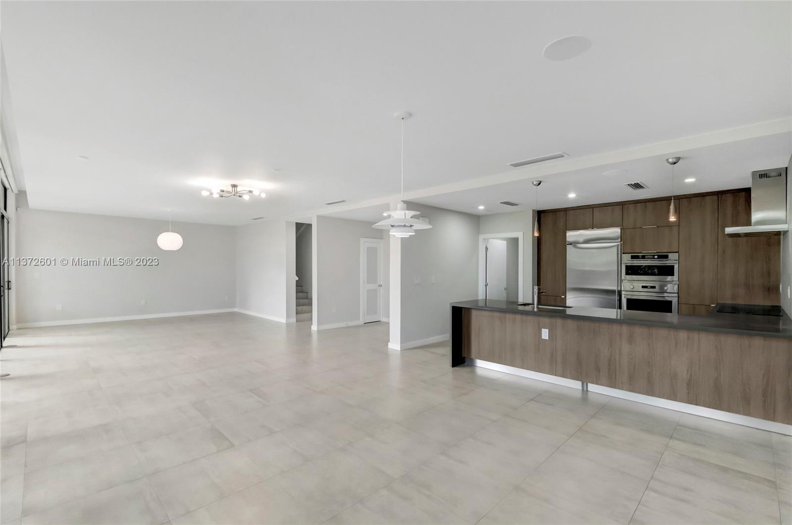 8630 Arboretum Lane Miami FL 33138