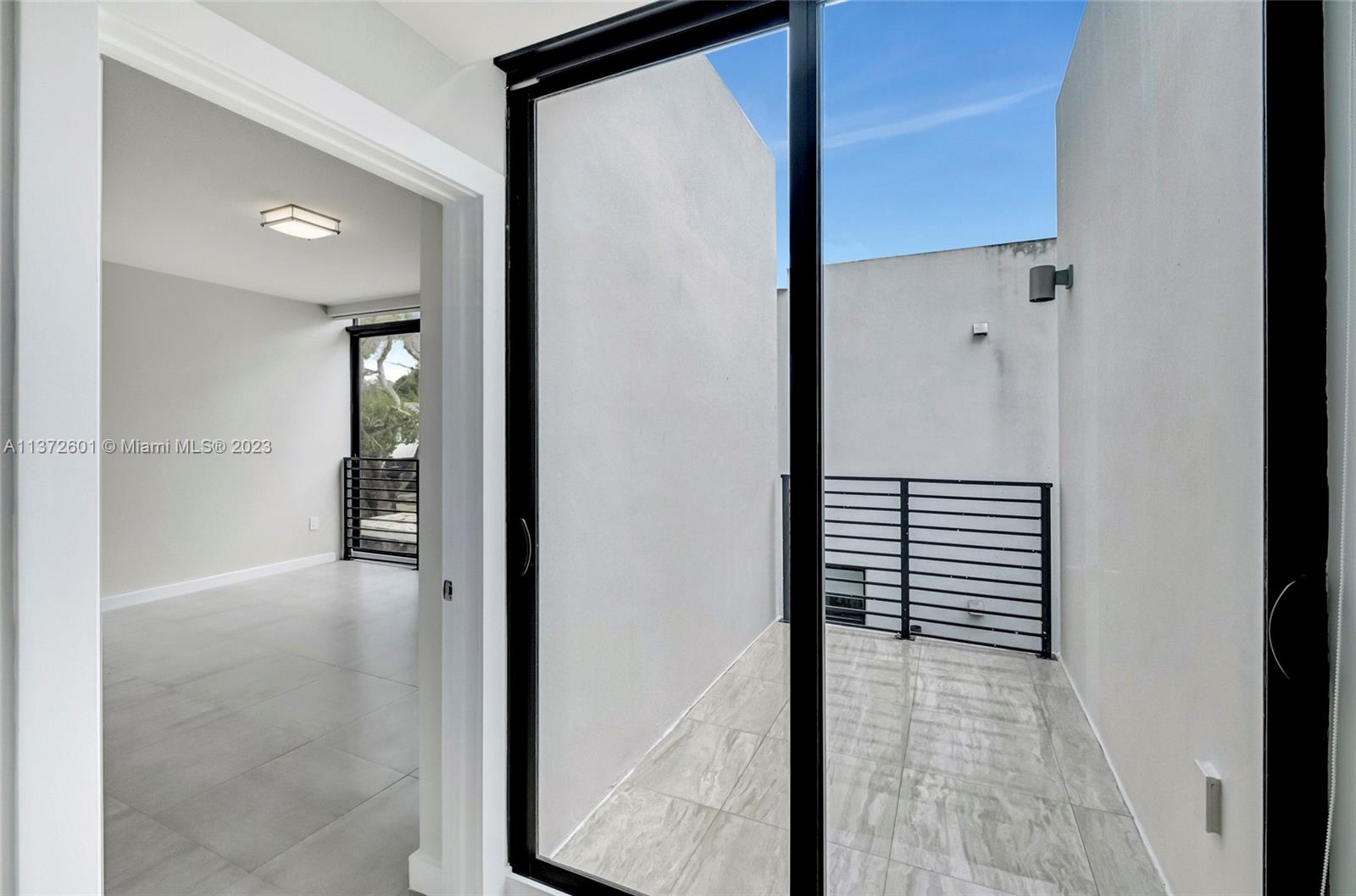 8630 Arboretum Lane Miami FL 33138