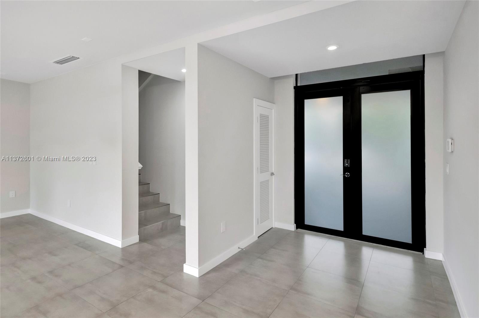 8630 Arboretum Lane Miami FL 33138