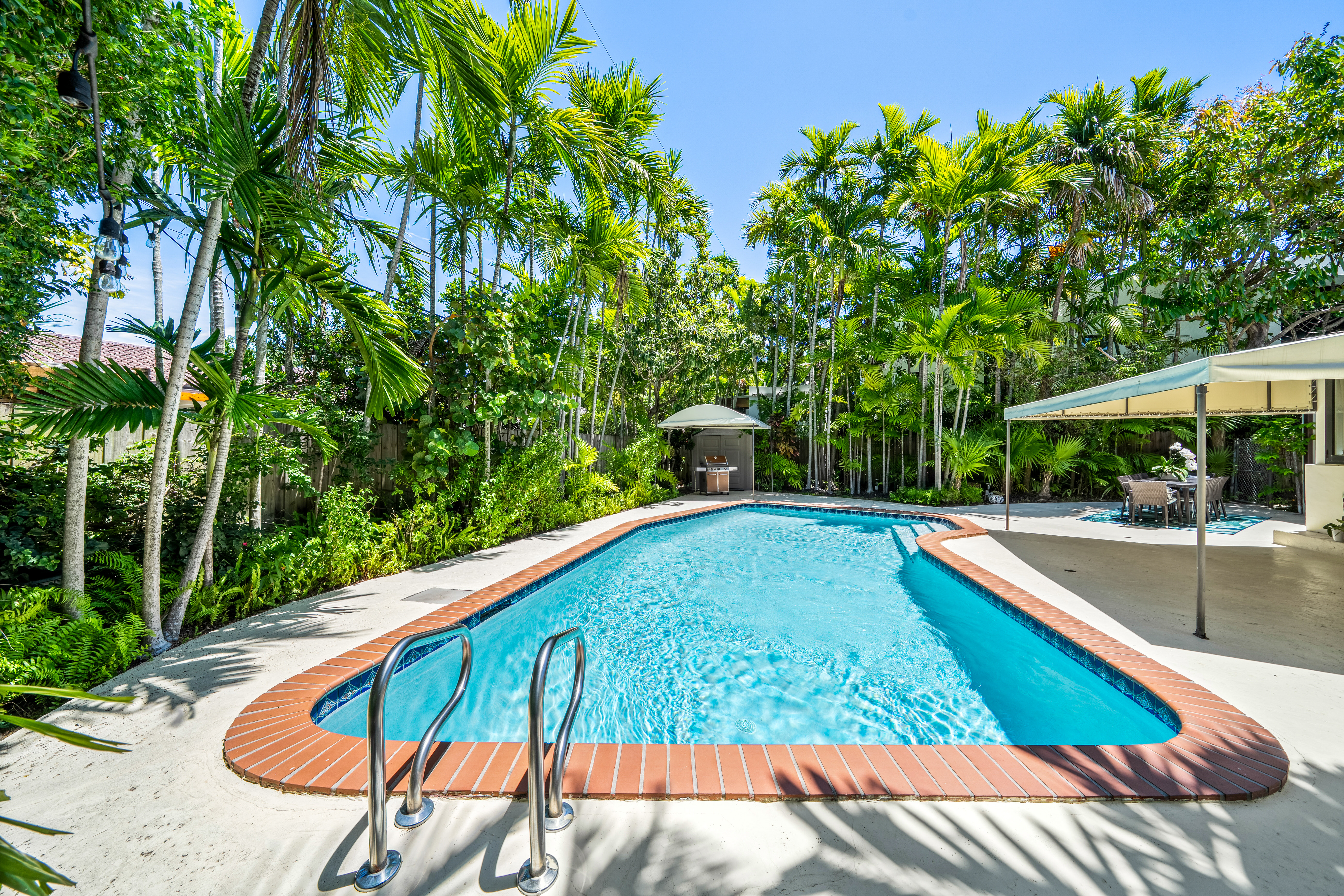 739 Lakeview Drive Miami Beach FL 33140