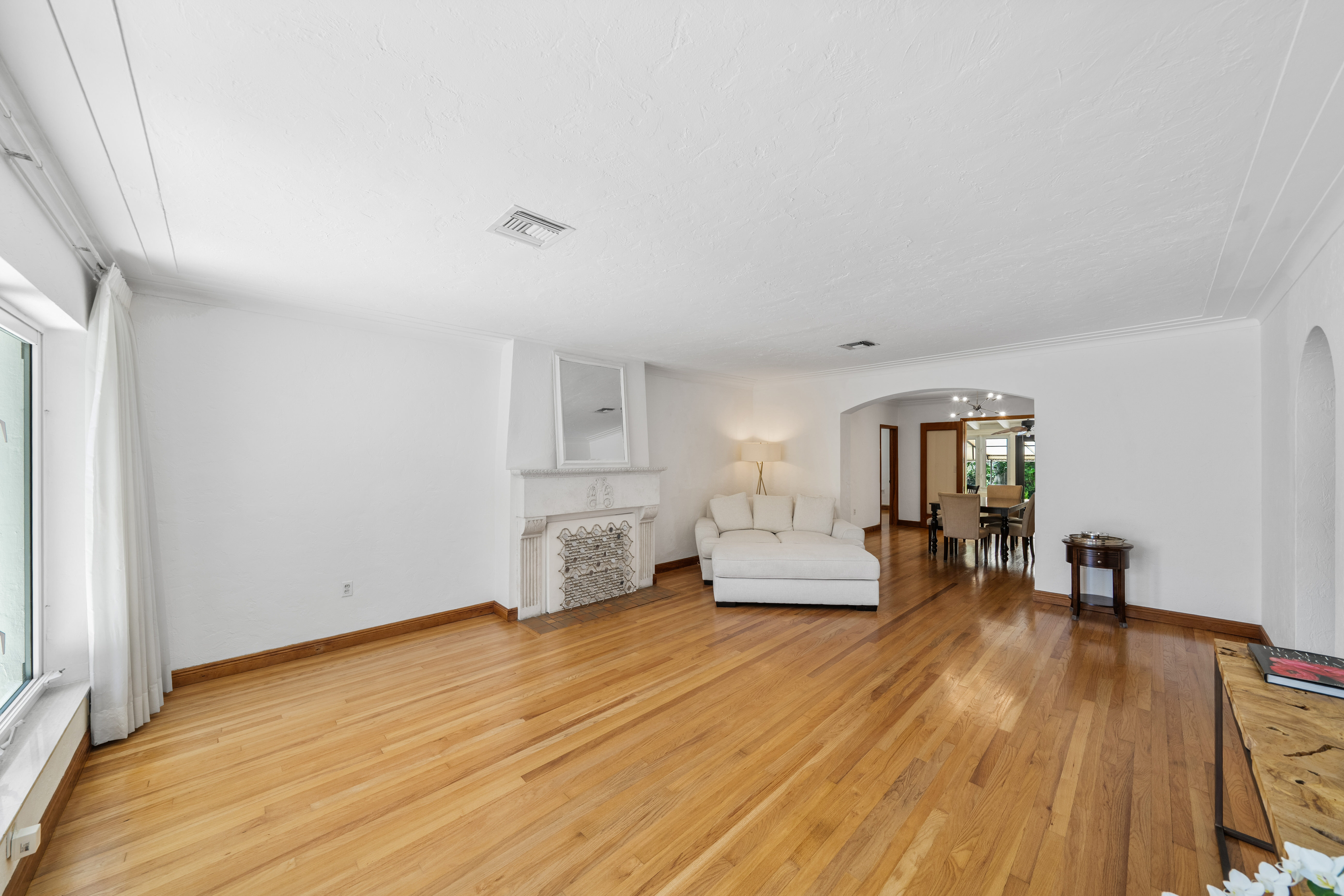 739 Lakeview Drive Miami Beach FL 33140