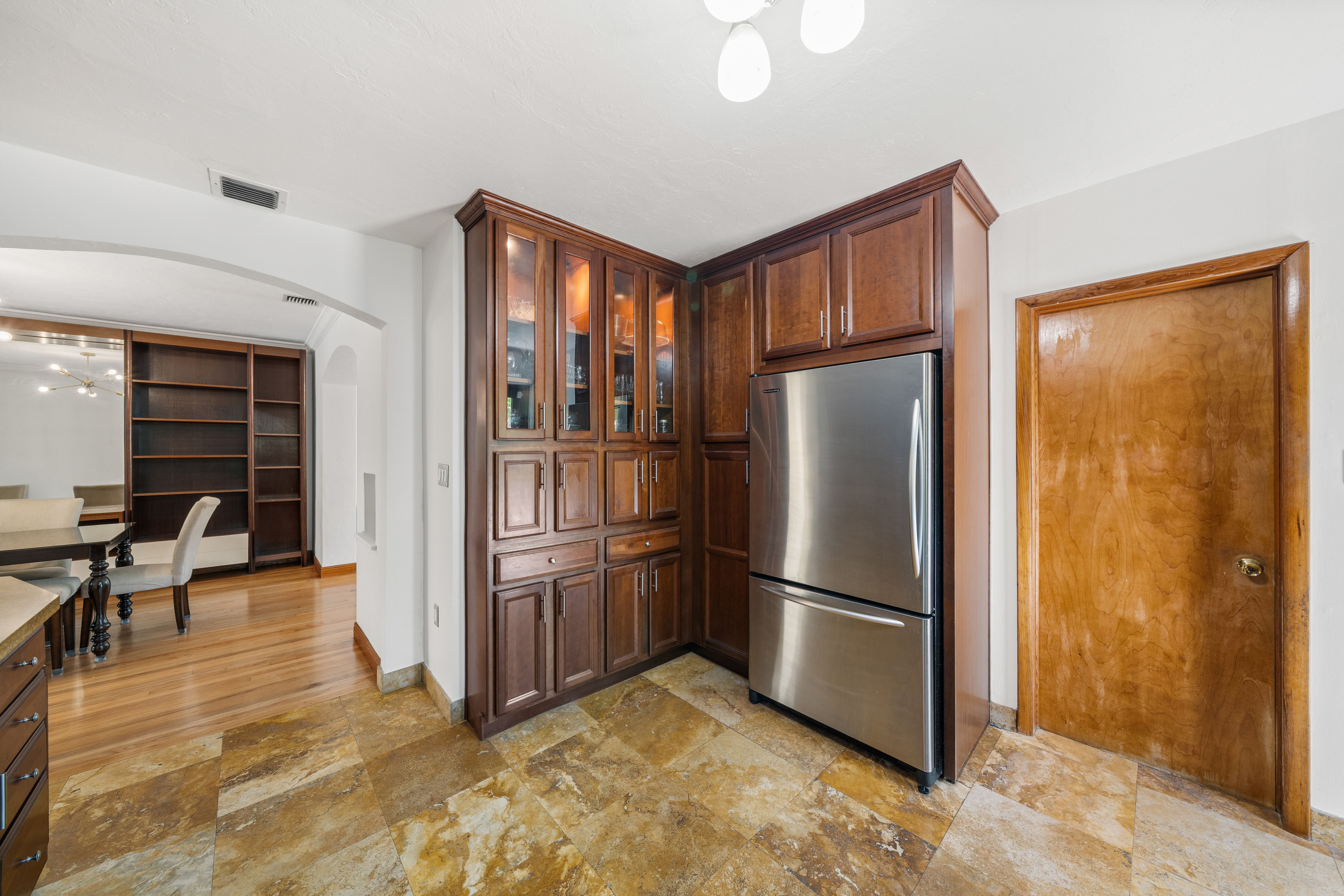 739 Lakeview Drive Miami Beach FL 33140