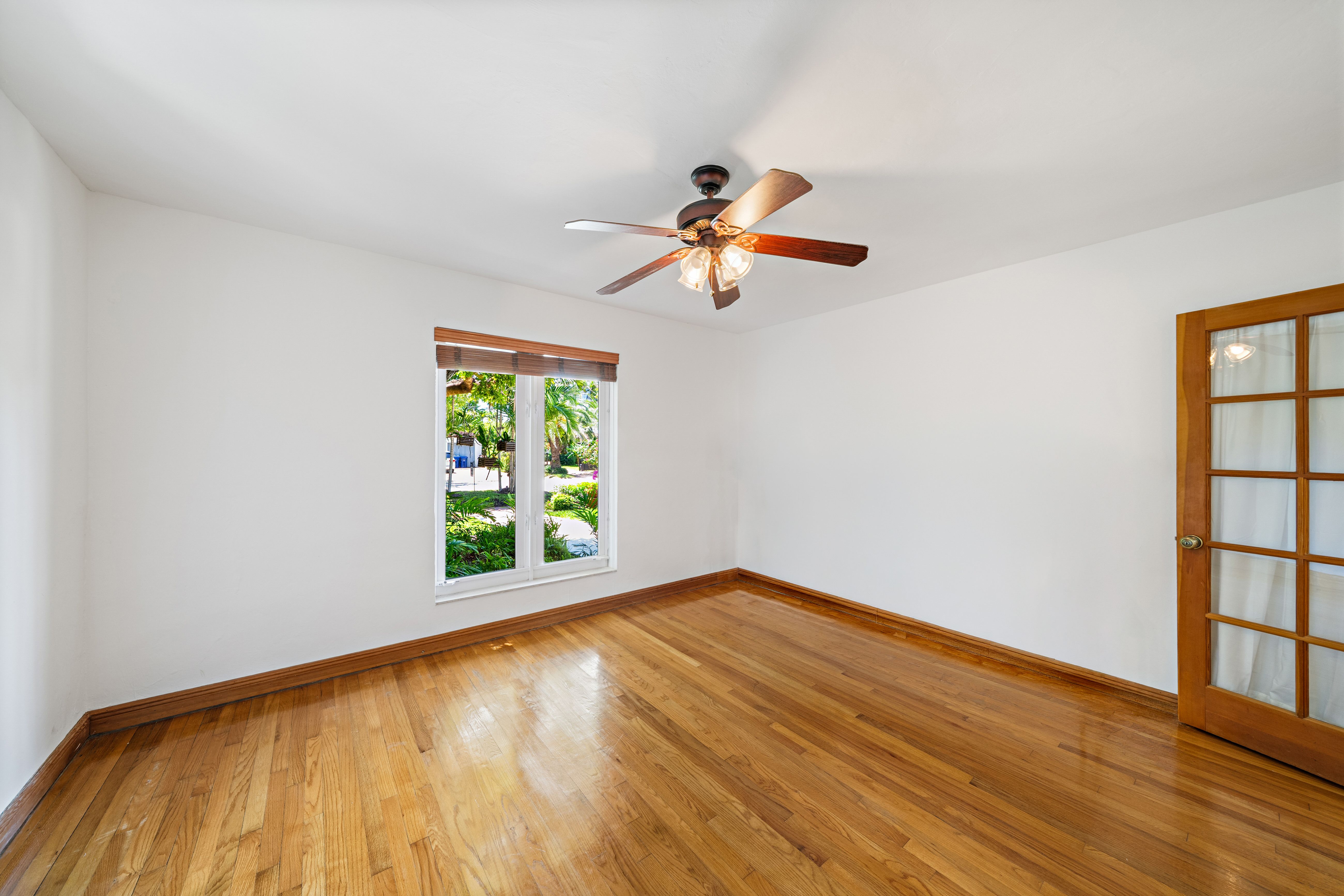 739 Lakeview Drive Miami Beach FL 33140