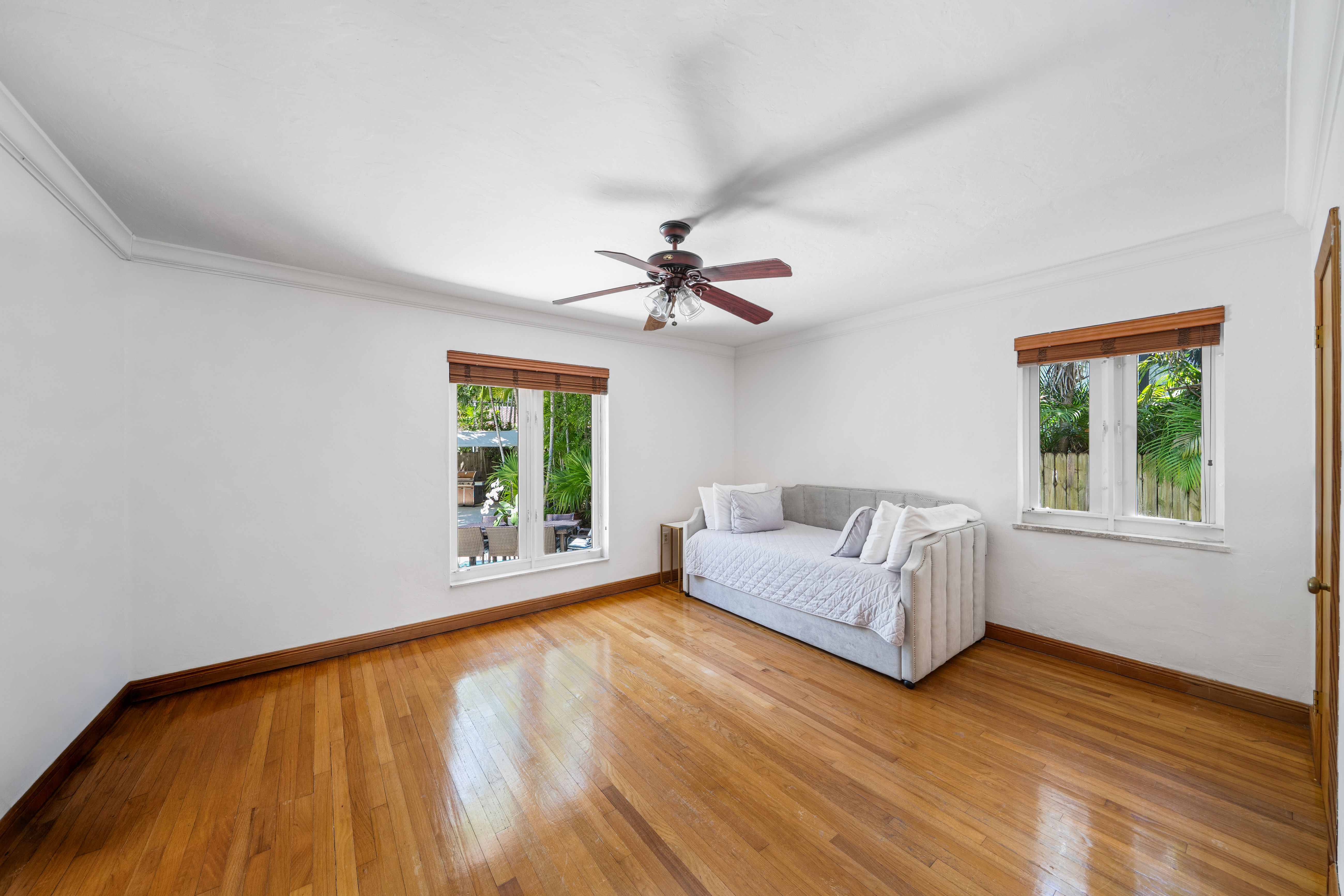 739 Lakeview Drive Miami Beach FL 33140