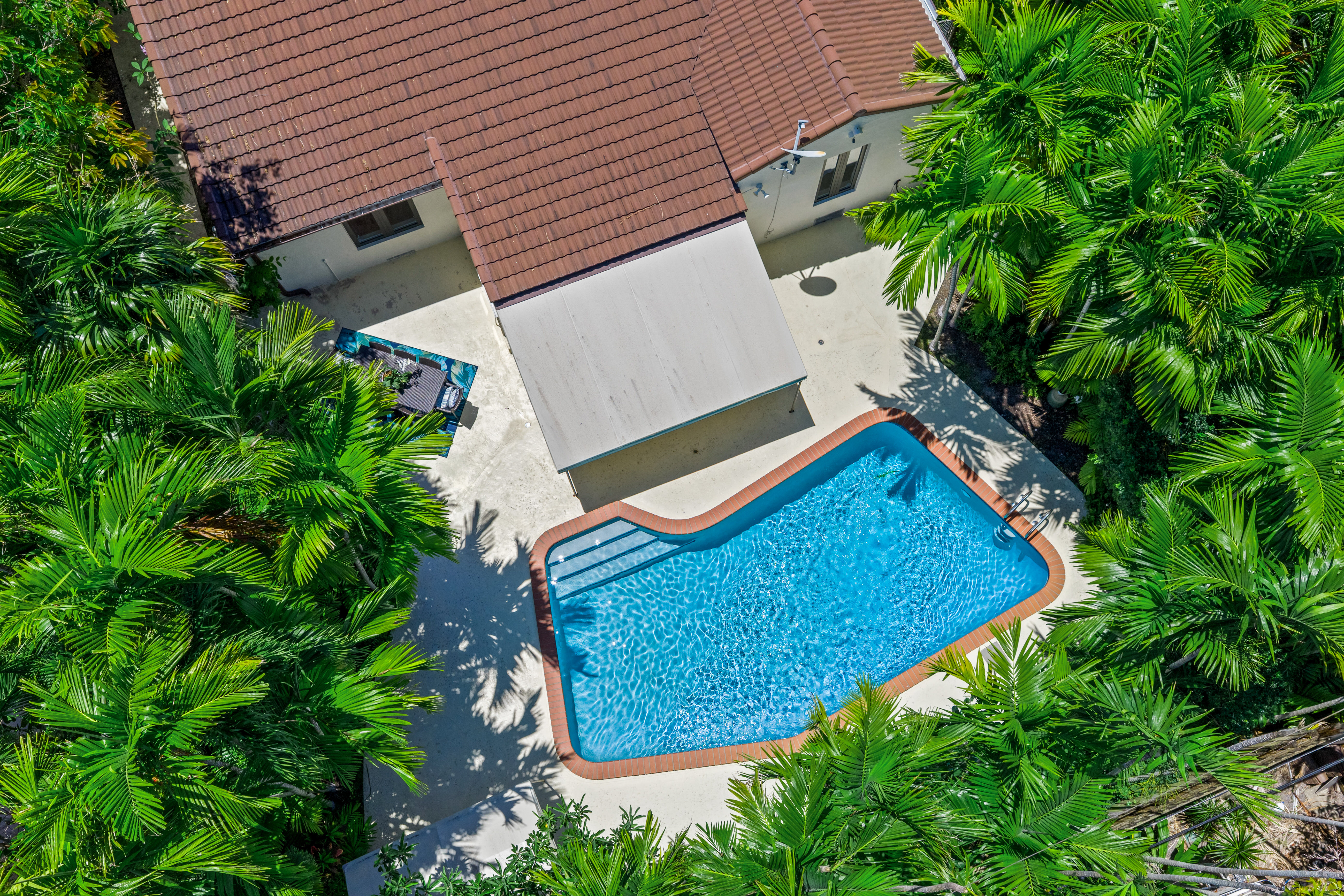 739 Lakeview Drive Miami Beach FL 33140