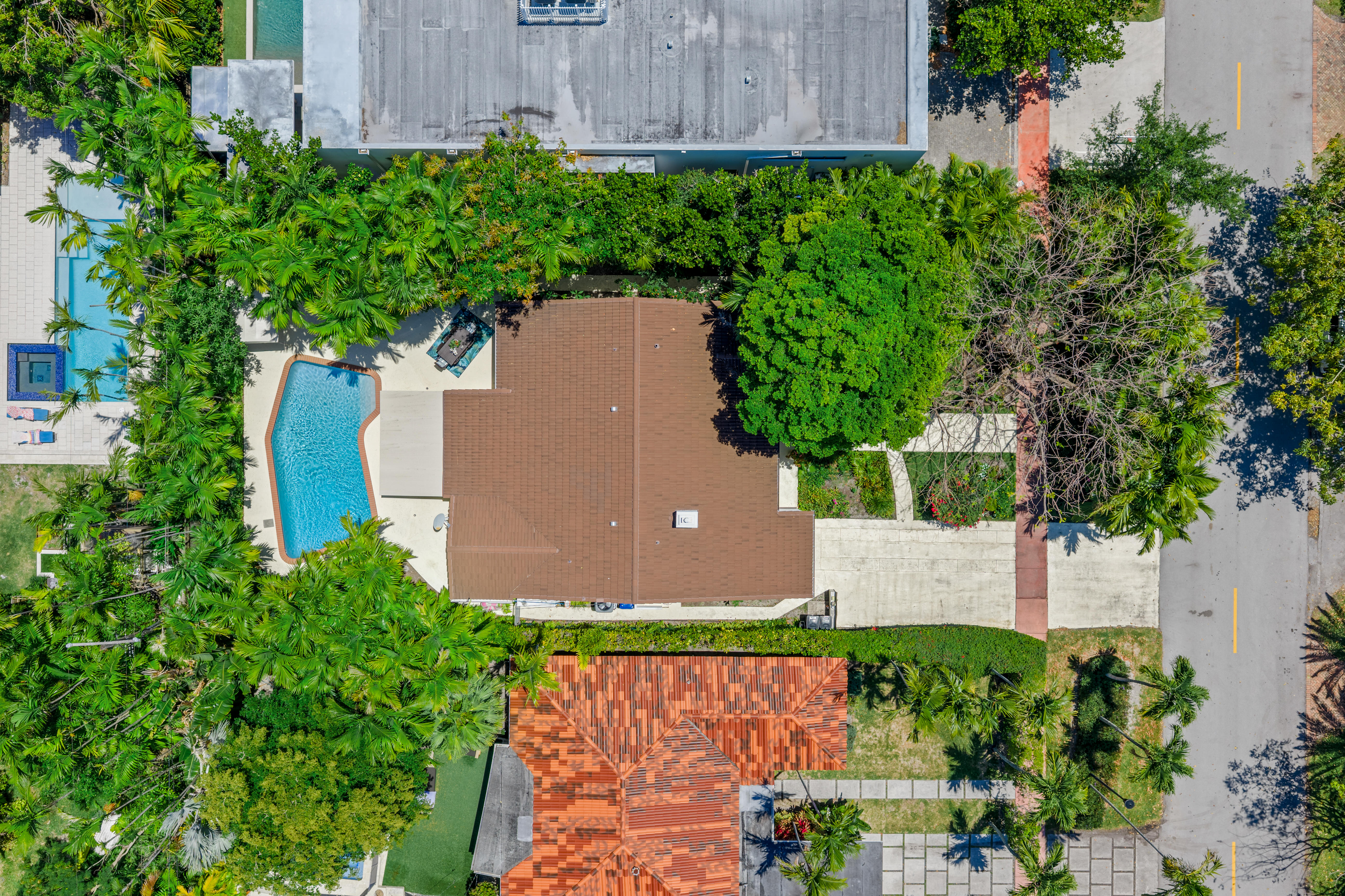 739 Lakeview Drive Miami Beach FL 33140