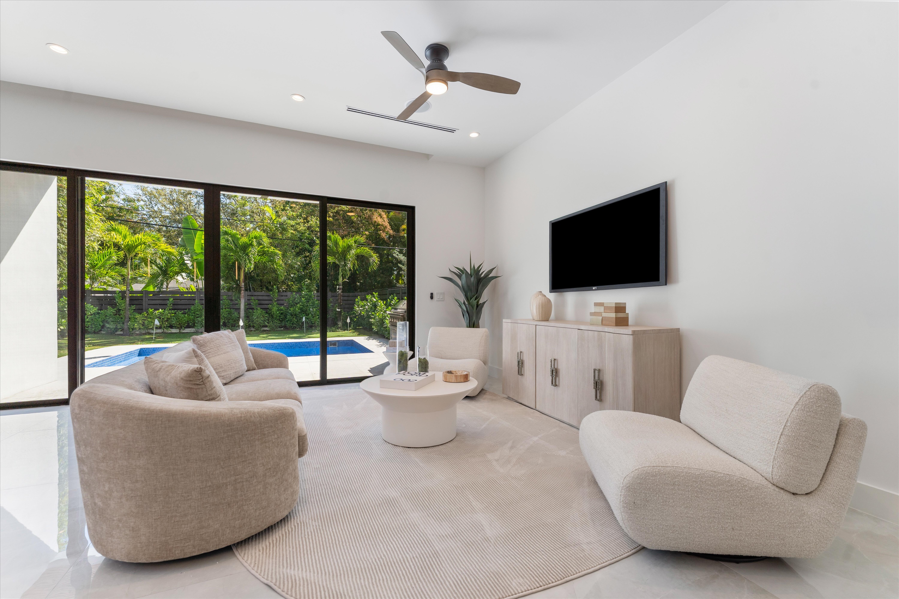 1122 NE 10th Avenue Fort Lauderdale FL 33304