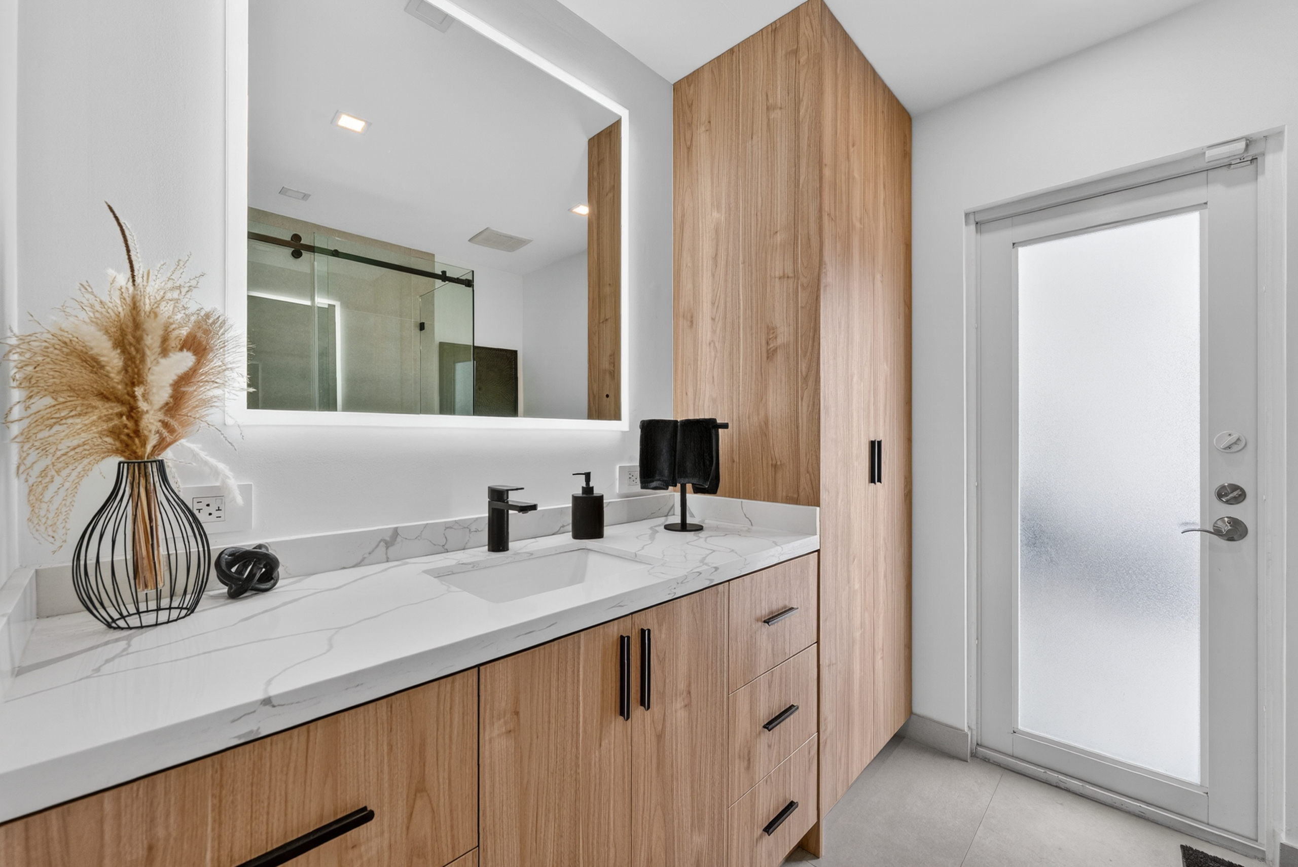 1865 NE 197th Terrace Miami FL 33179
