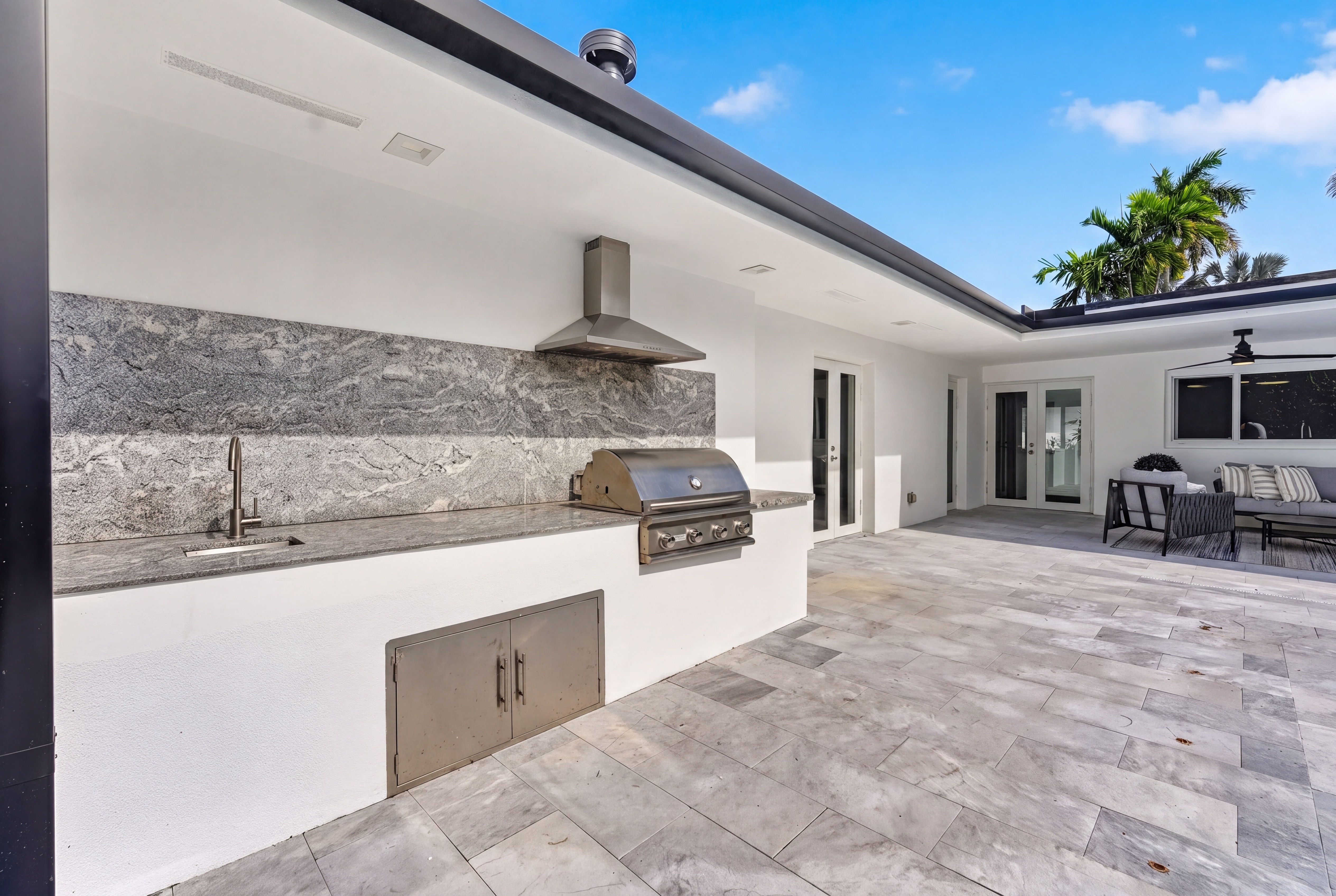 1865 NE 197th Terrace Miami FL 33179