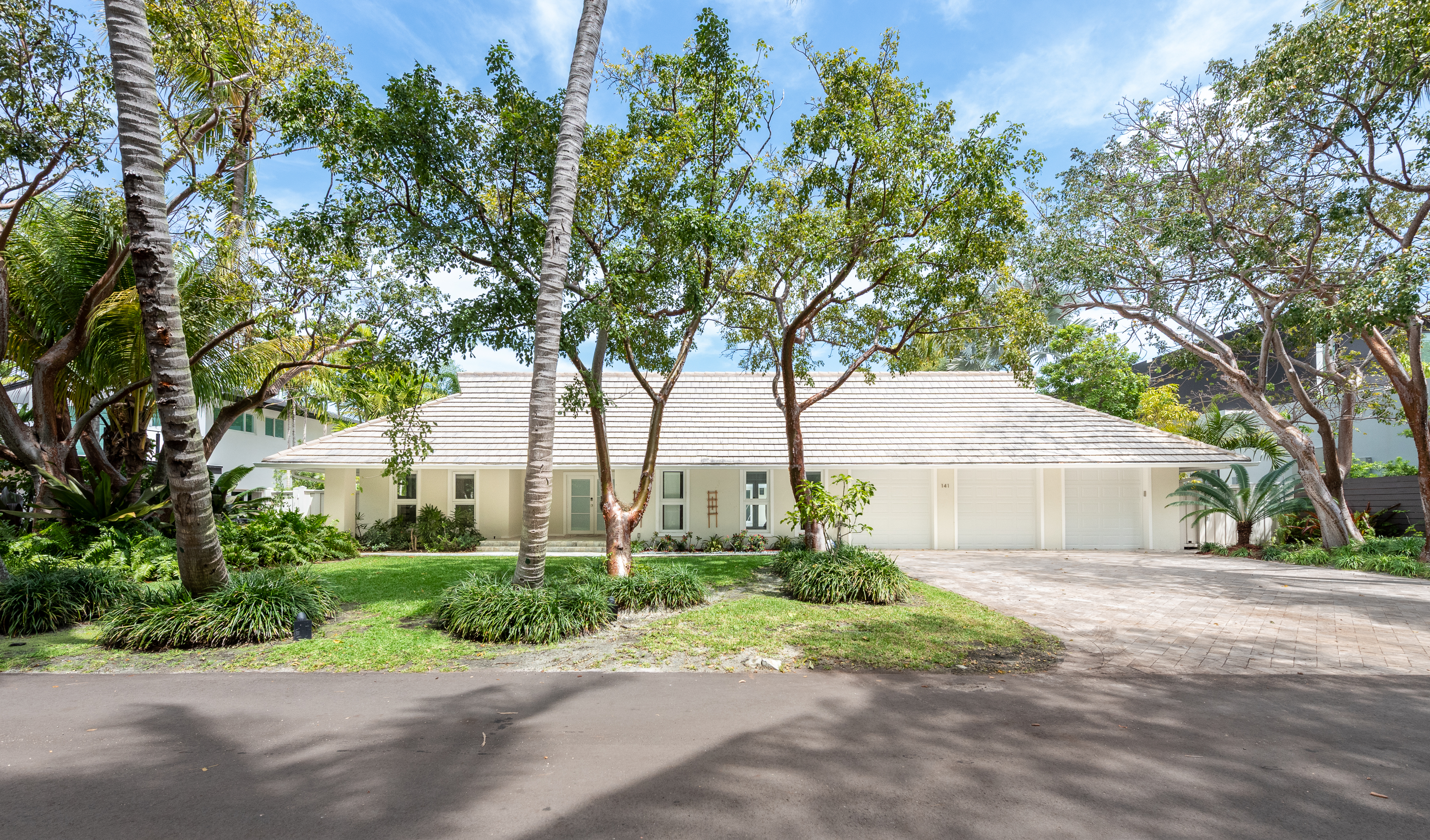 141 Cape Florida Drive Key Biscayne FL 33149