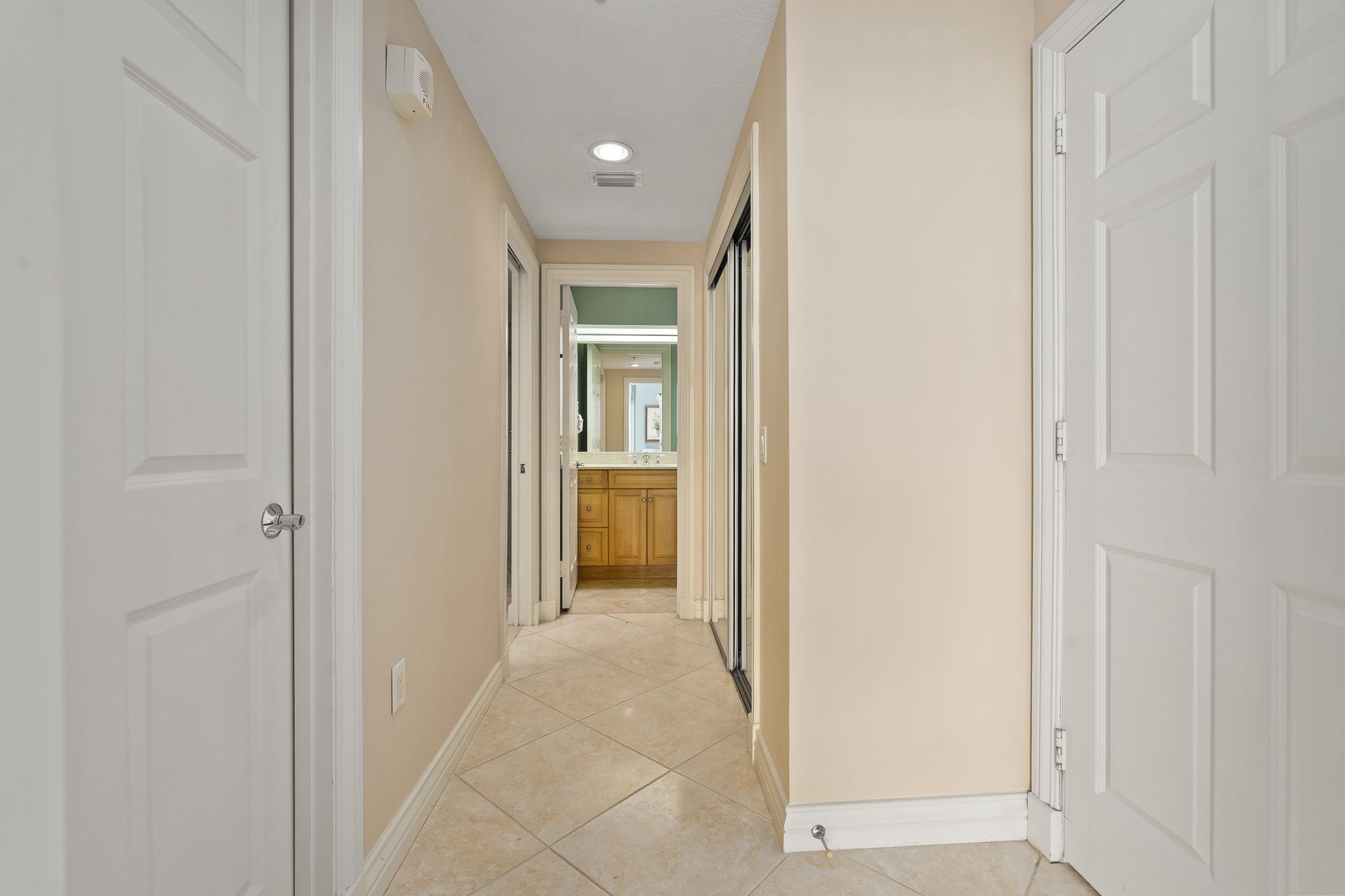 4330 N A1a Hutchinson Island FL 34949