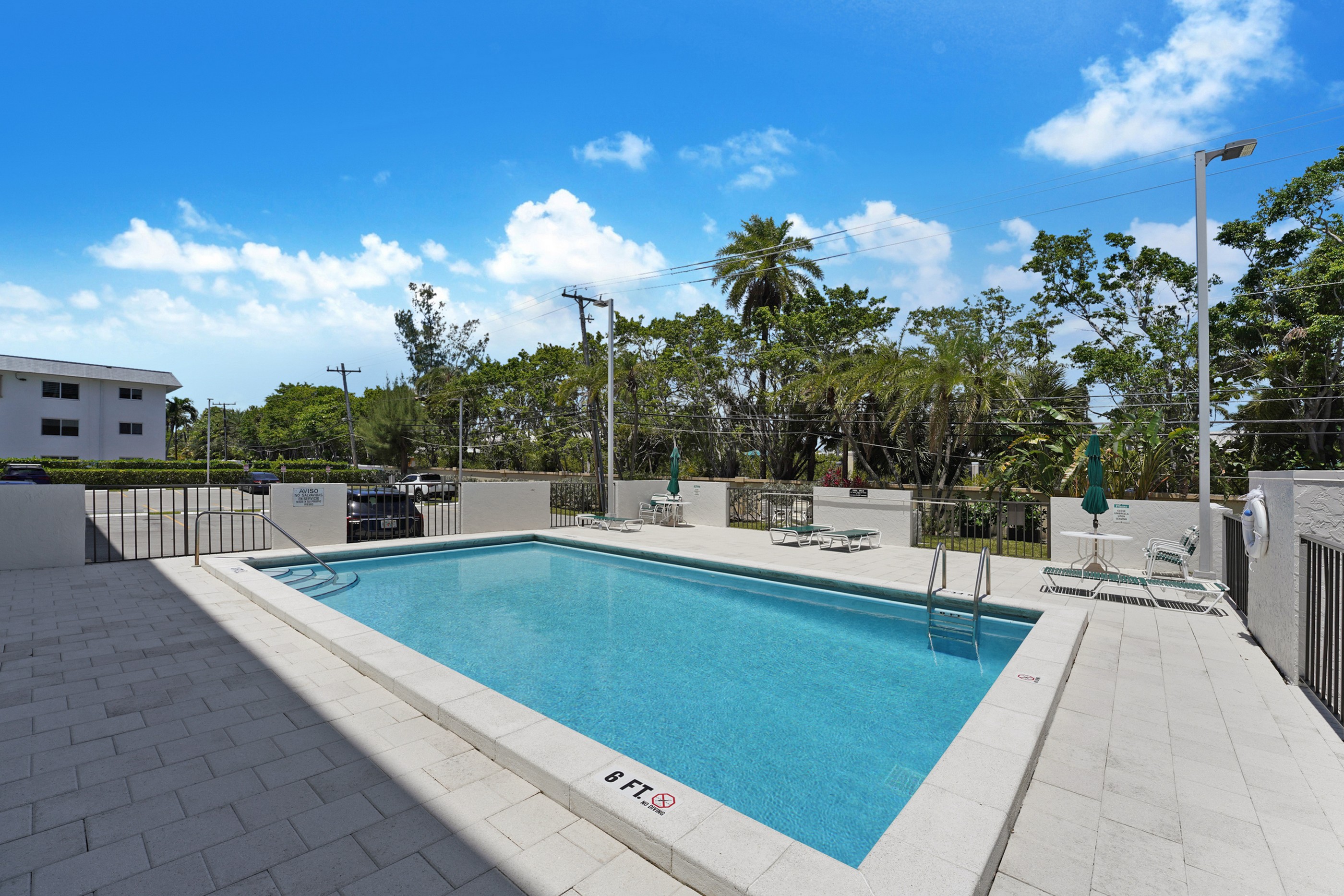 255 Galen Drive Key Biscayne FL 33149