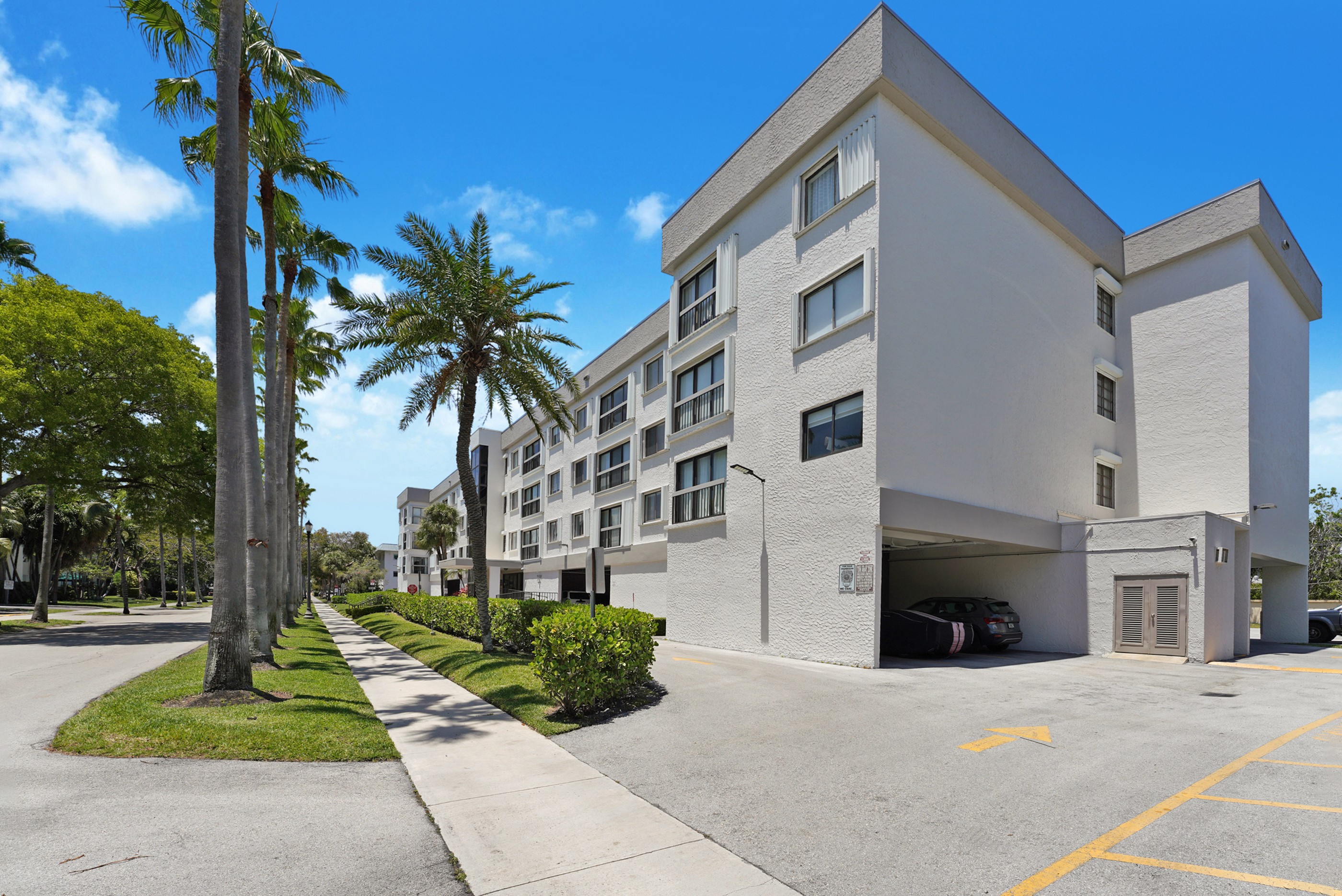 255 Galen Drive Key Biscayne FL 33149