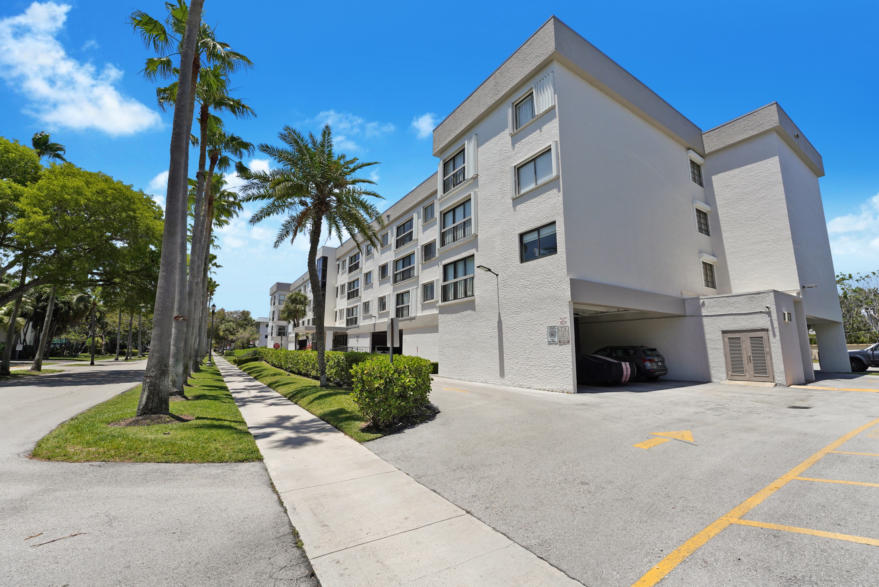 255 Galen Drive Key Biscayne FL 33149