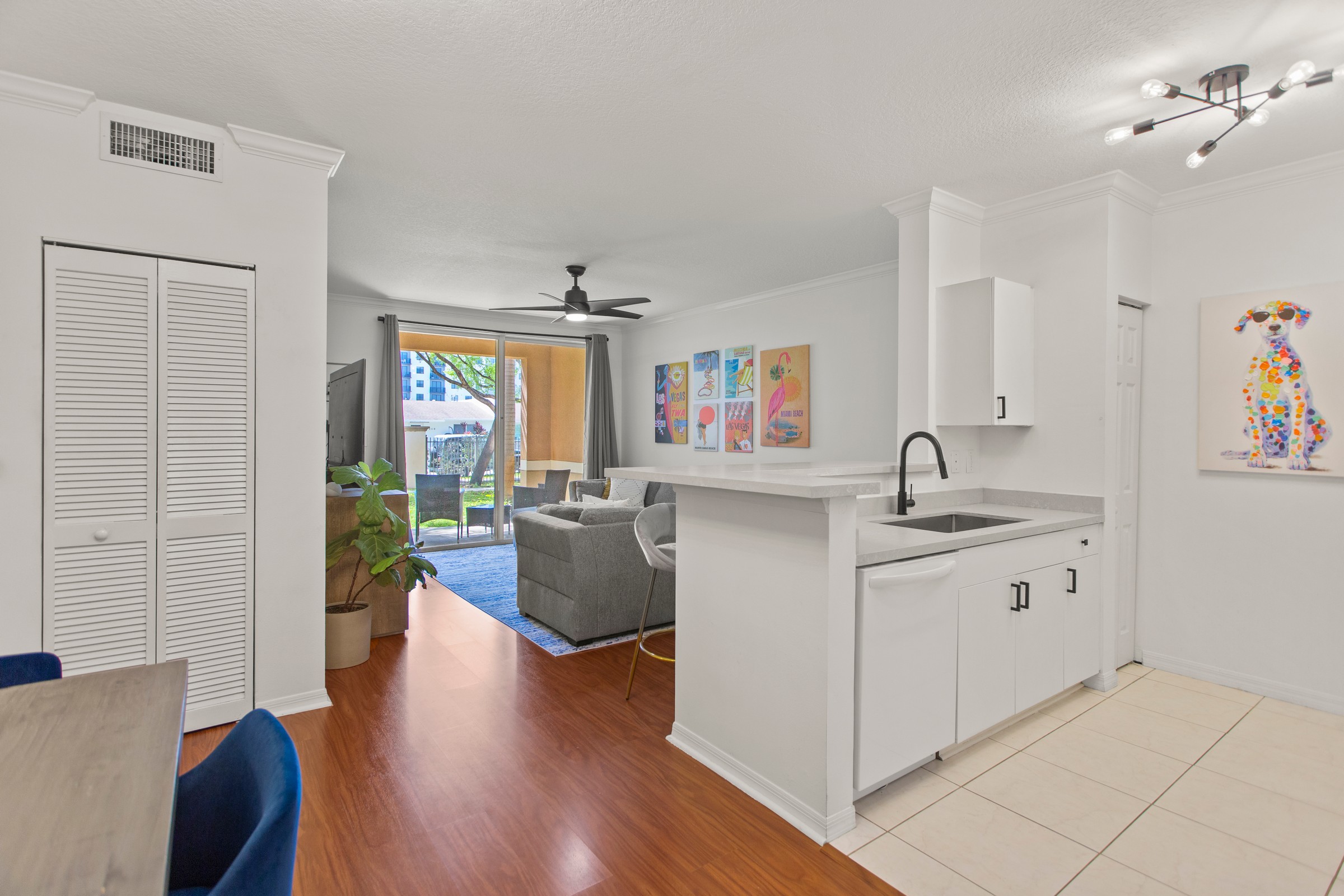6831 SW 44th Street Miami FL 33155