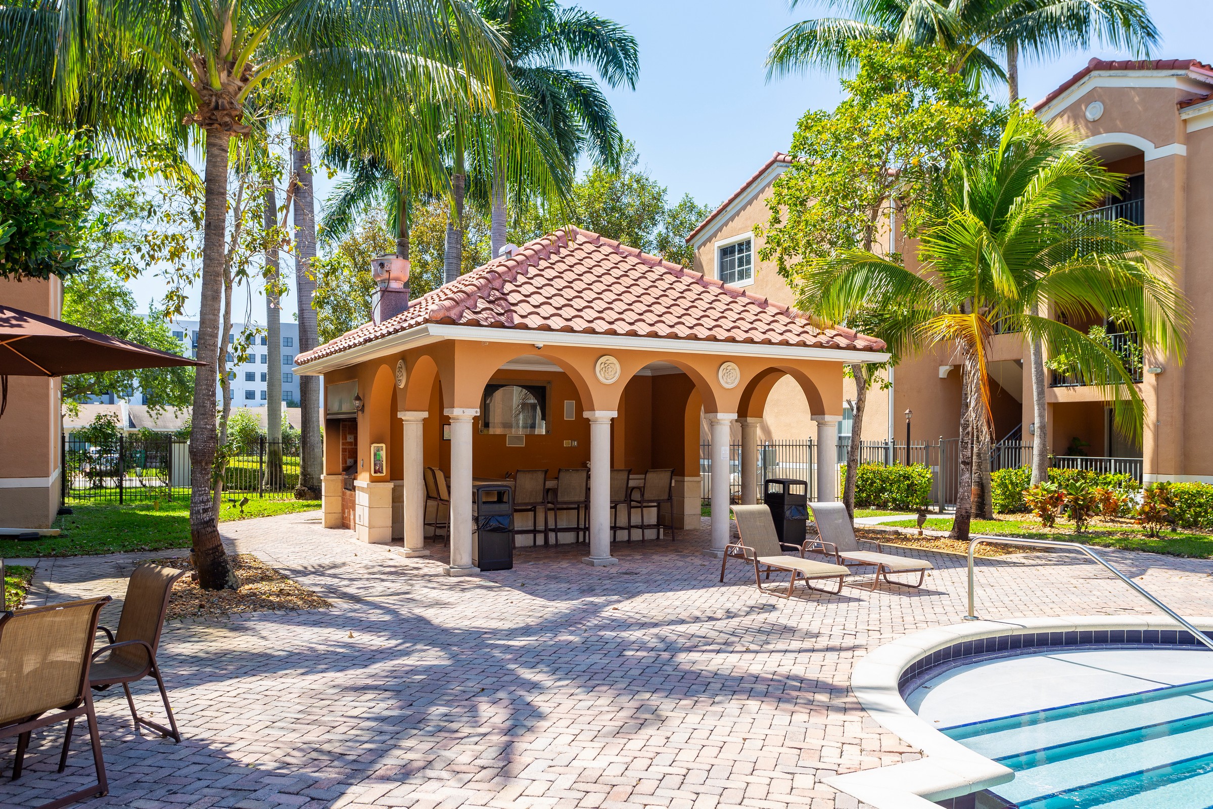 6831 SW 44th Street Miami FL 33155