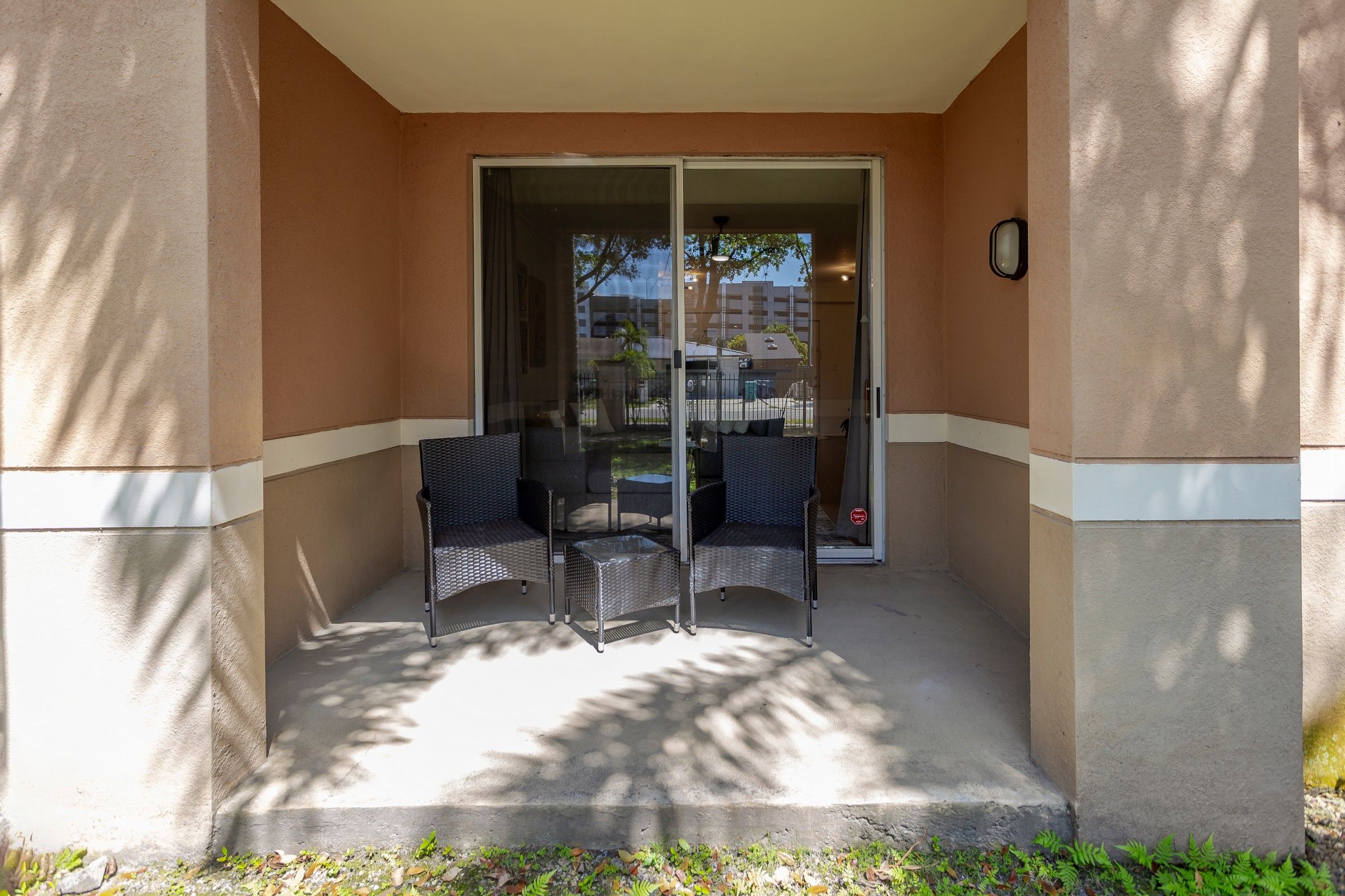 6831 SW 44th Street Miami FL 33155