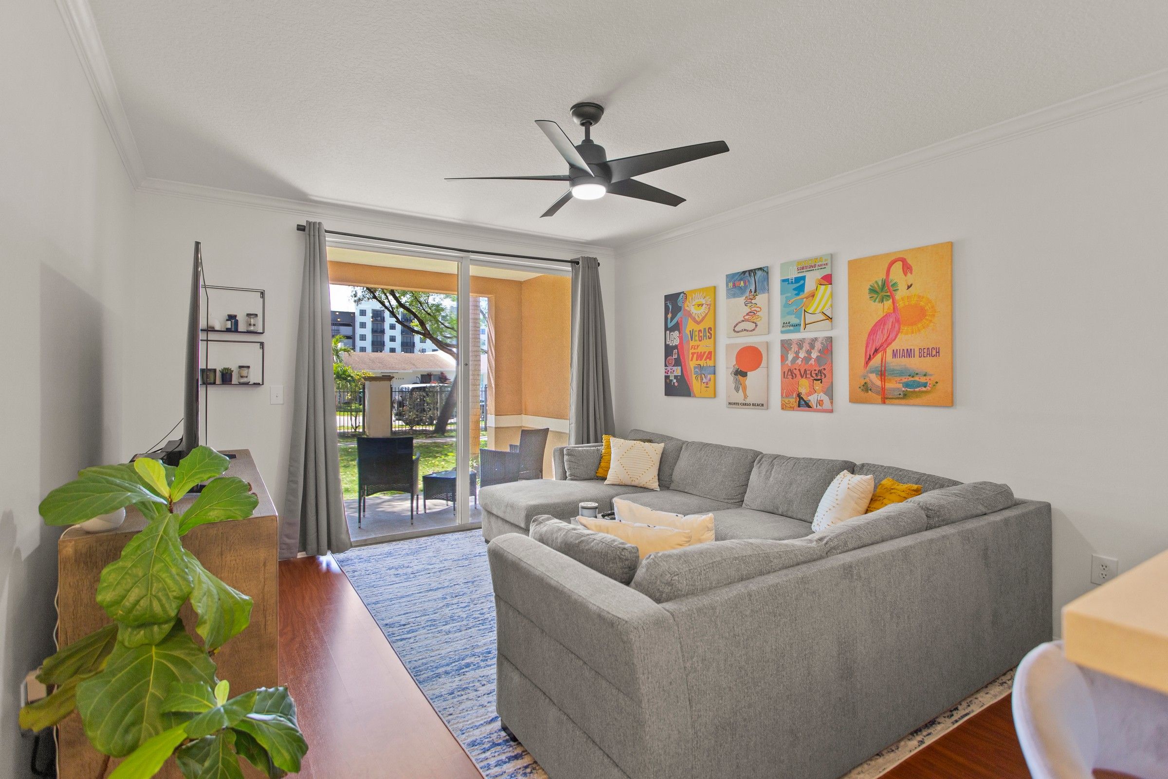 6831 SW 44th Street Miami FL 33155