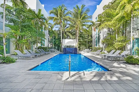 741 Northeast 4th Avenue Fort Lauderdale FL 33304