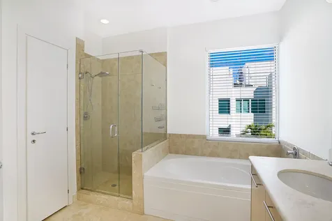 741 Northeast 4th Avenue Fort Lauderdale FL 33304