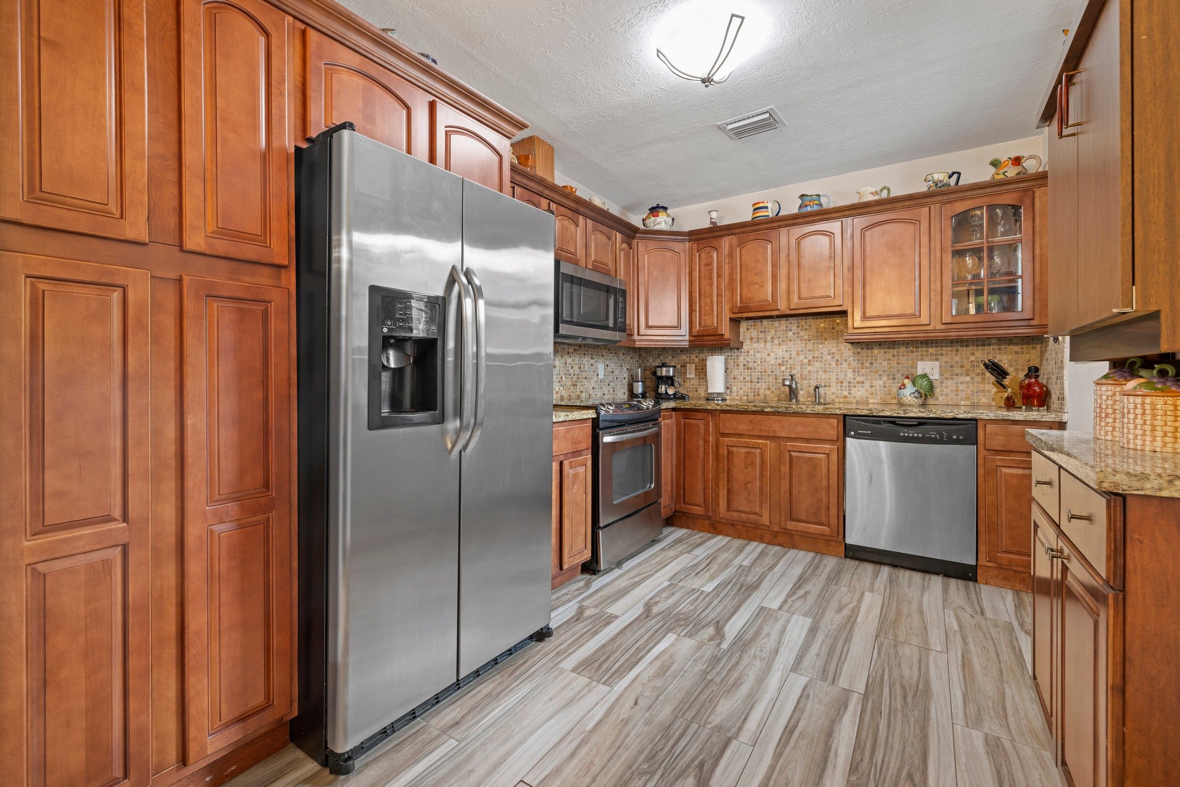 7840 SW 67th Avenue South Miami FL 33143