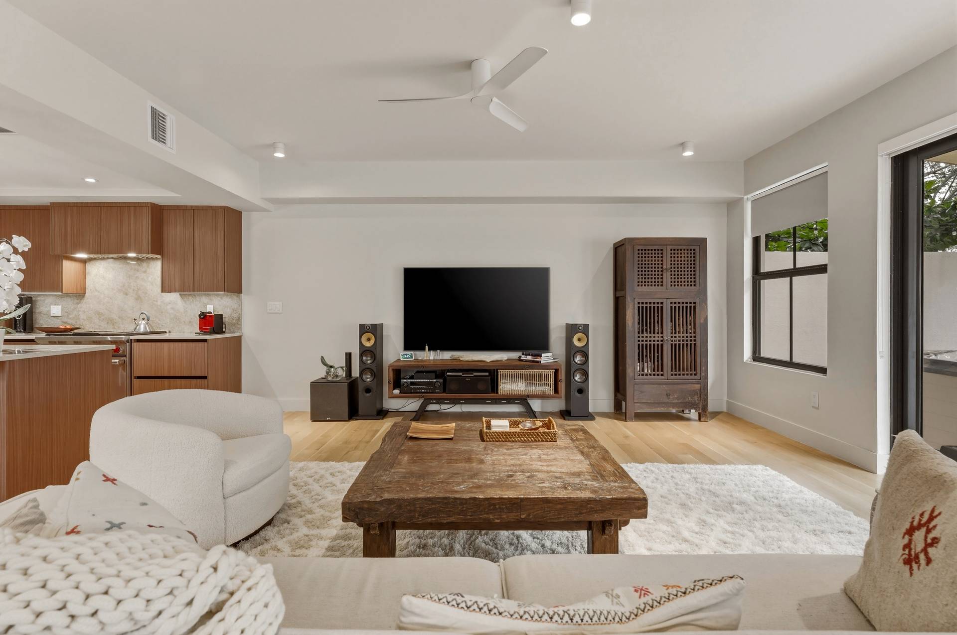 3036 Mcdonald Street Miami FL 33133