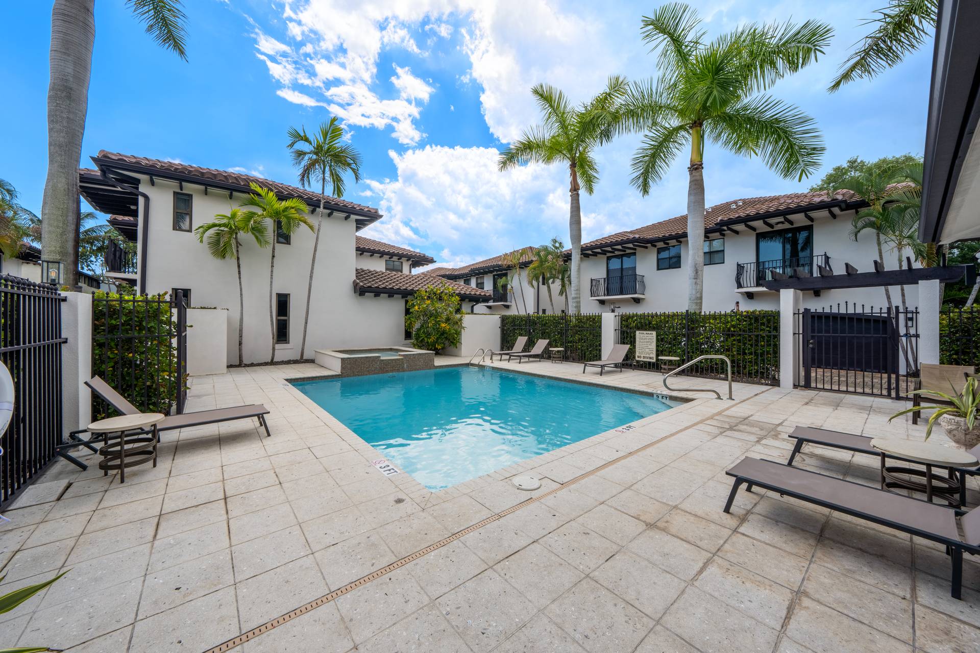 3036 Mcdonald Street Miami FL 33133