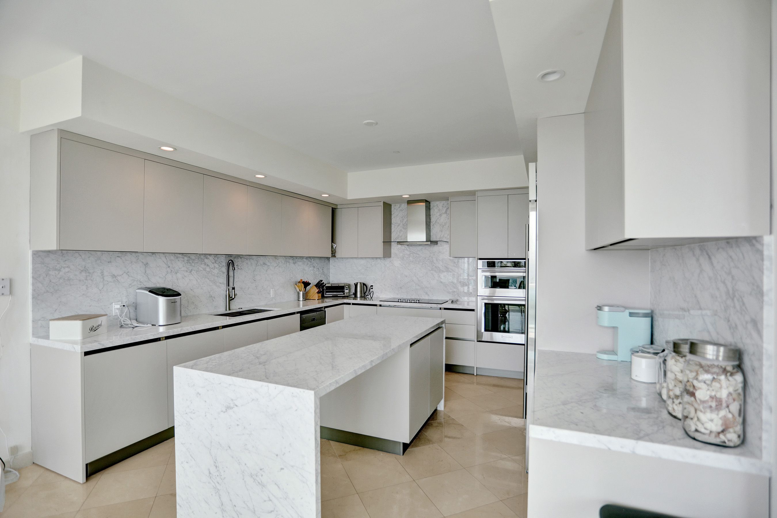 10101 Collins Avenue Bal Harbour FL 33154