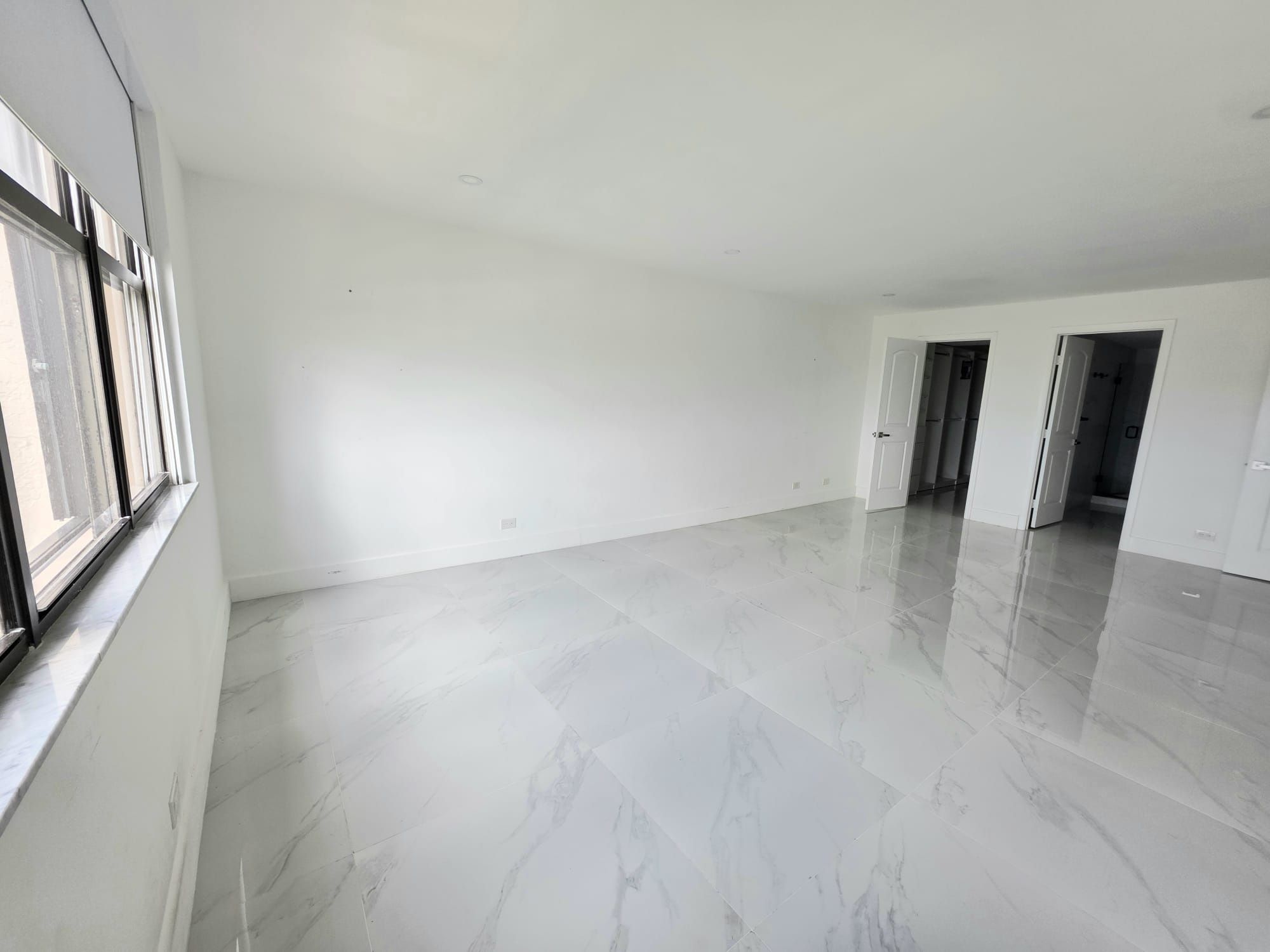 1800 NE 114th Street Miami FL 33181