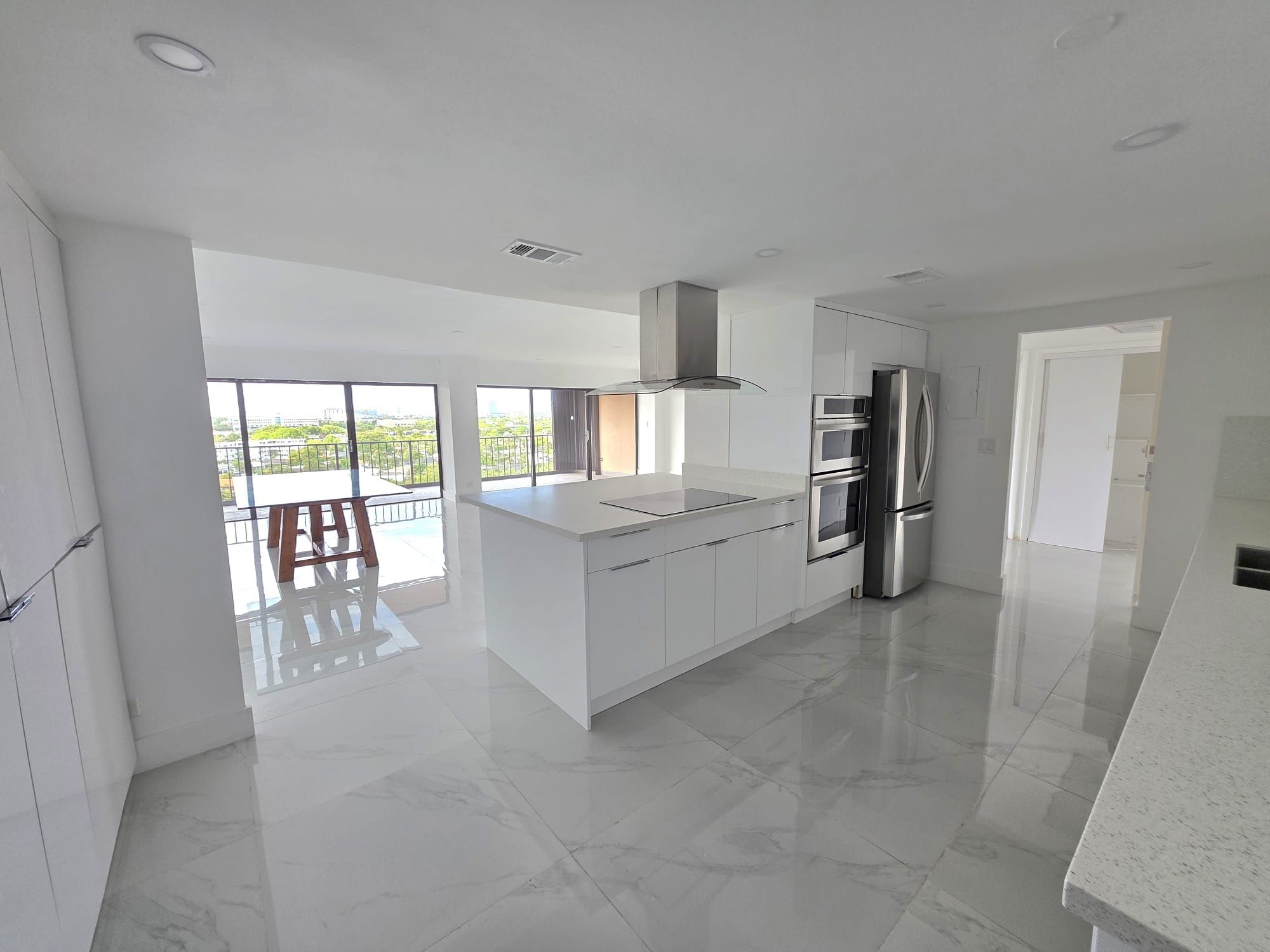 1800 NE 114th Street Miami FL 33181