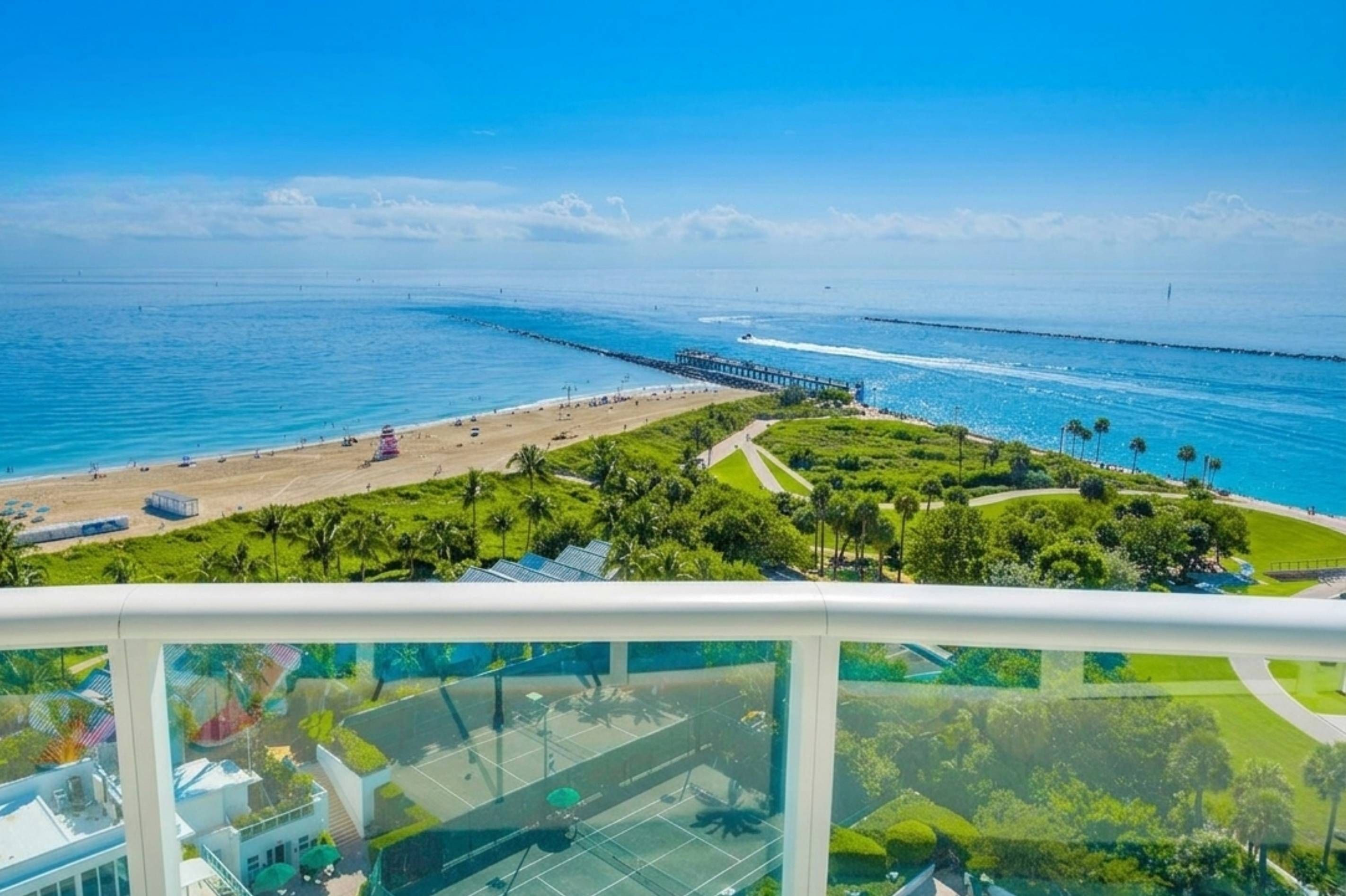 100 S Pointe Drive Miami Beach FL 33139