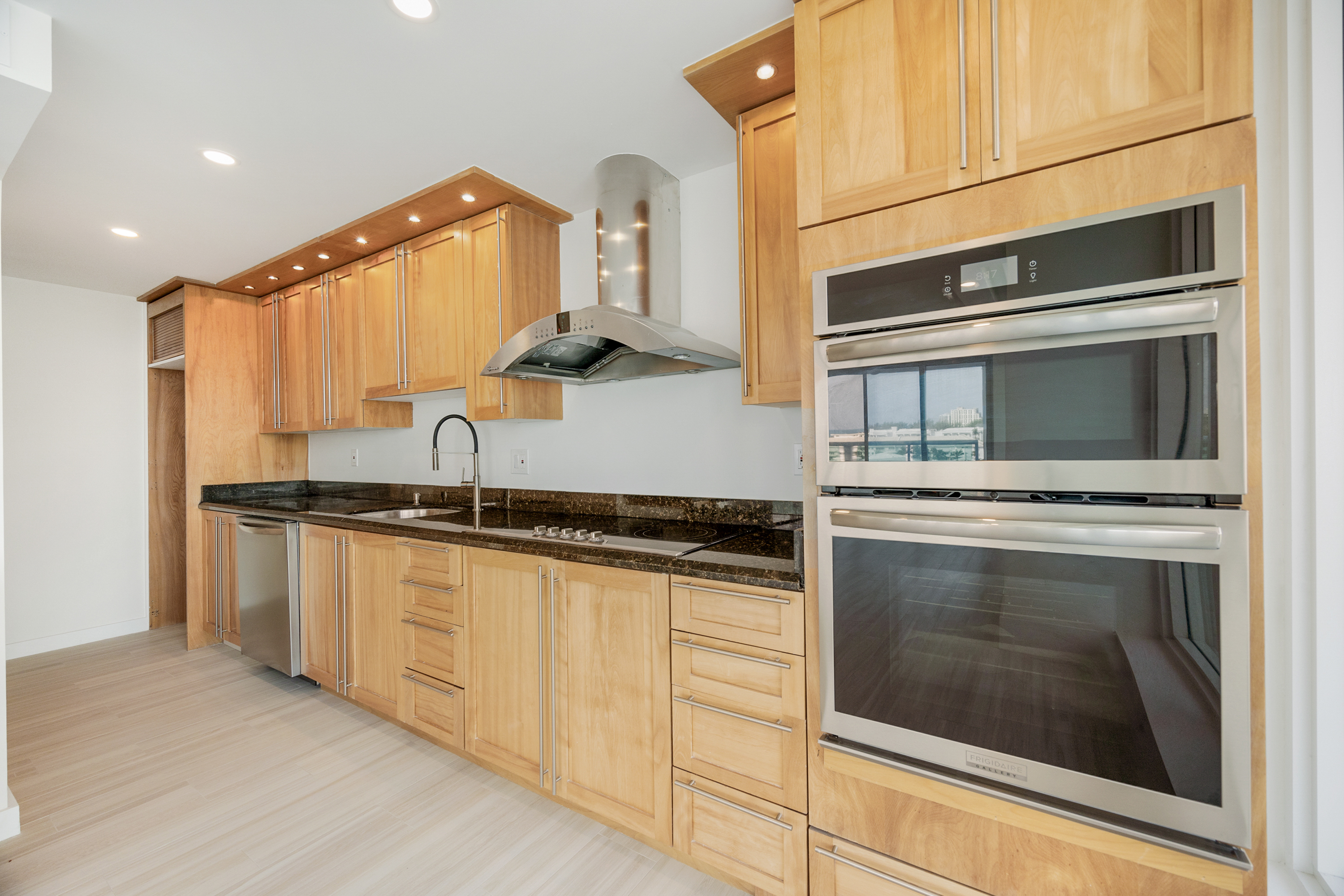 2100 S Ocean Lane Fort Lauderdale FL 33316