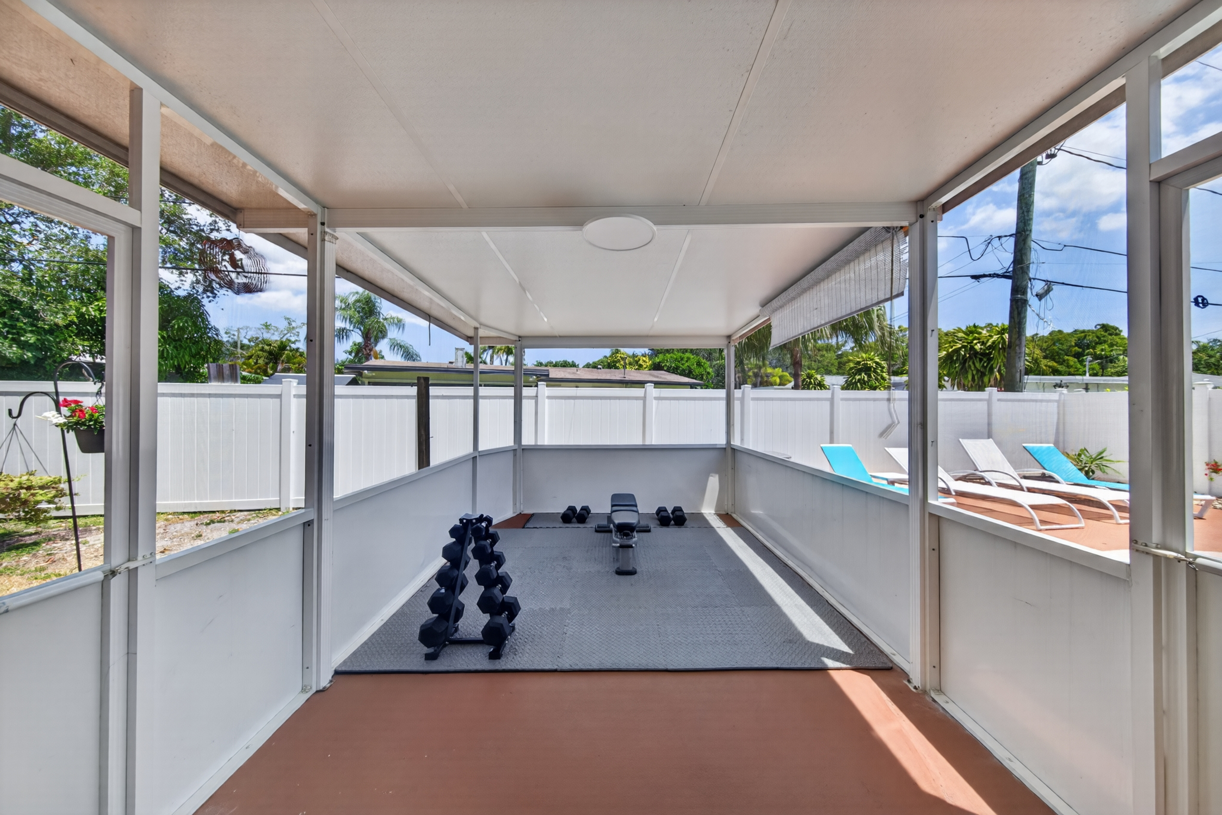 211 S 57th Way Hollywood FL 33023