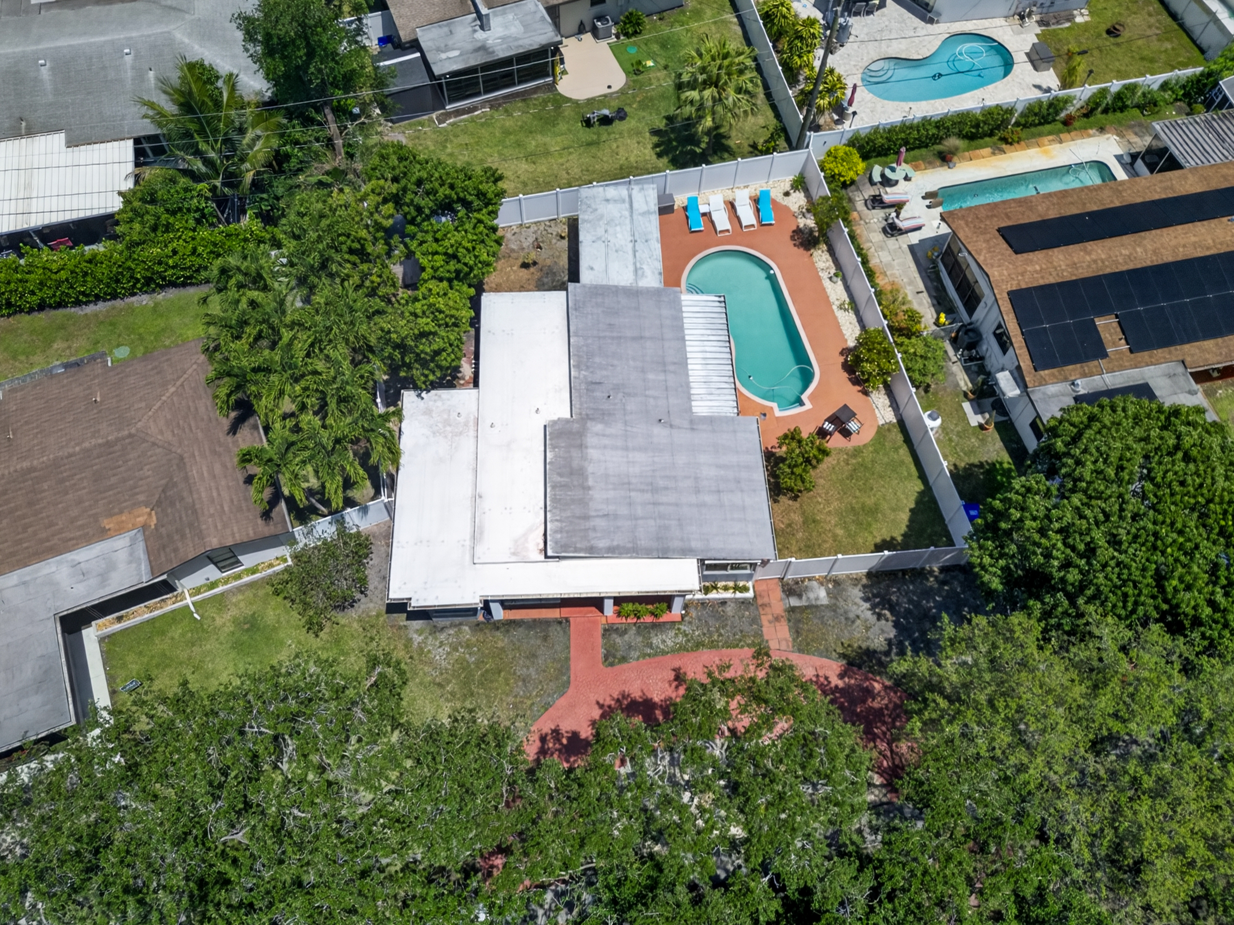 211 S 57th Way Hollywood FL 33023