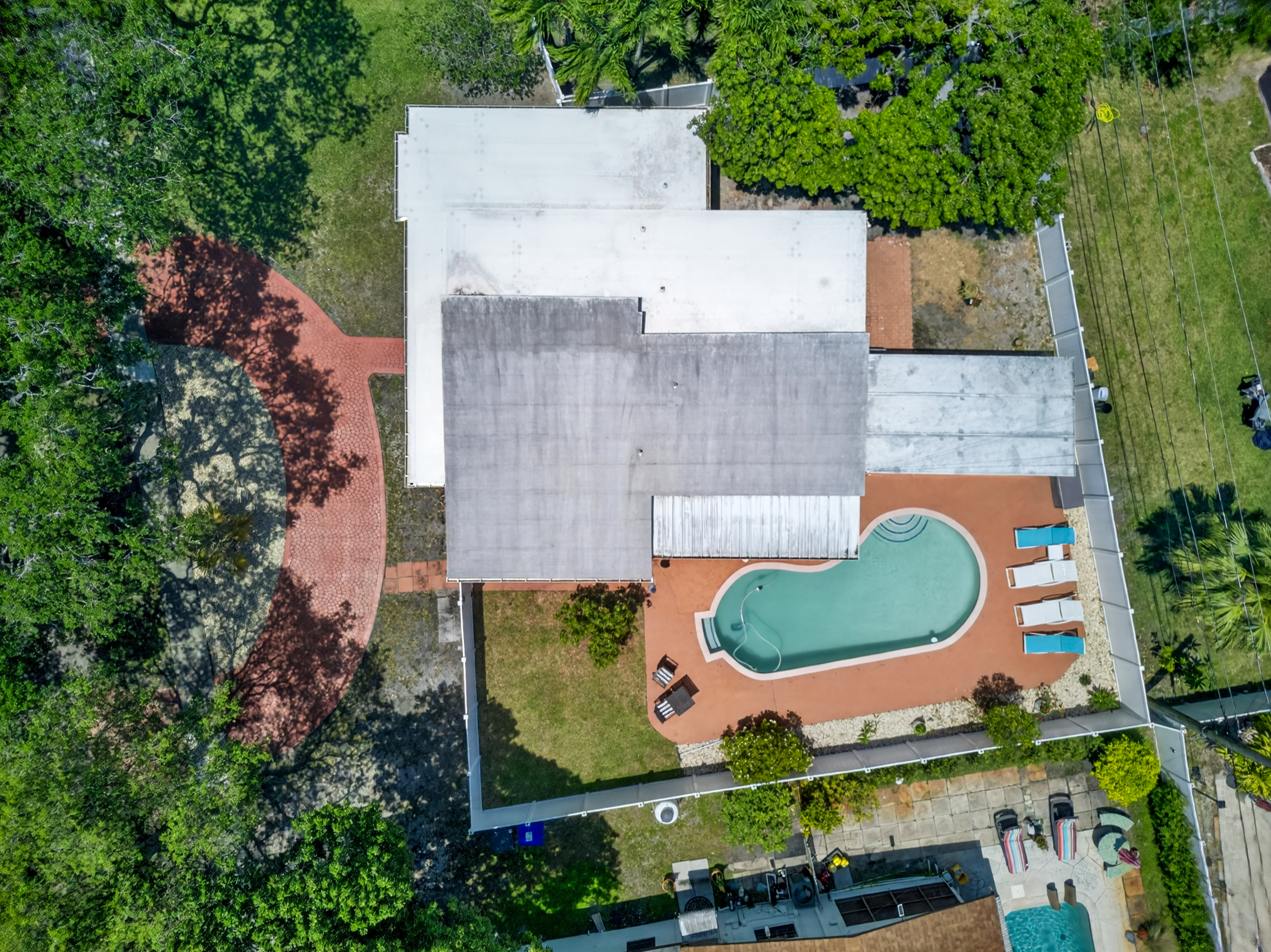 211 S 57th Way Hollywood FL 33023
