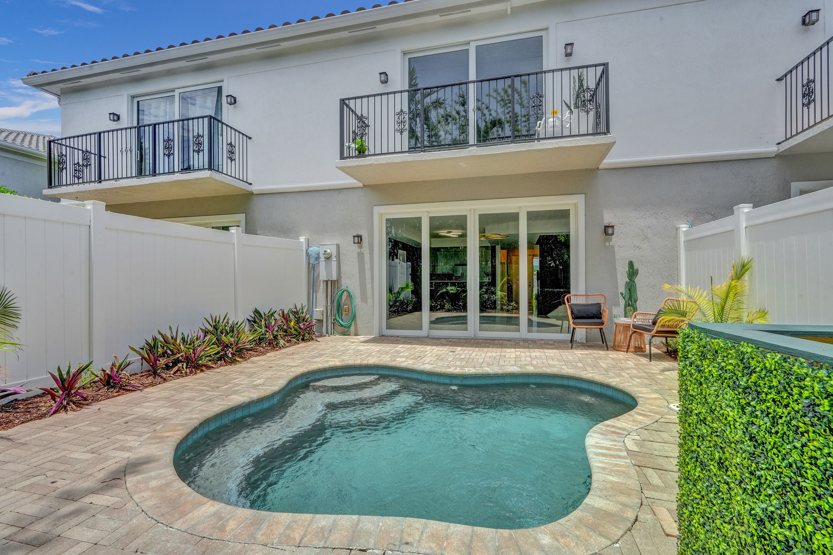 2708 NE 30th Place Fort Lauderdale FL 33306