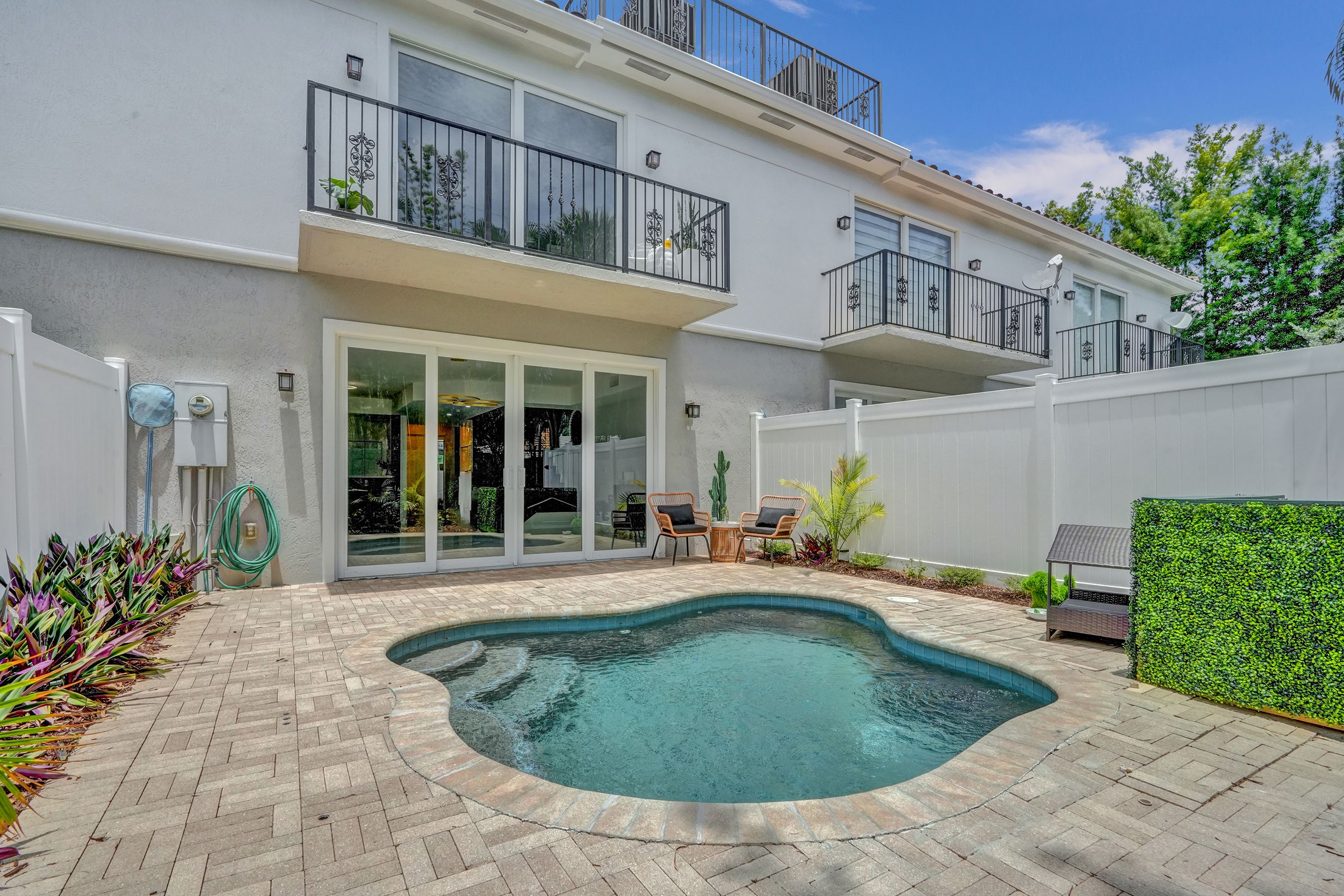 2708 NE 30th Place Fort Lauderdale FL 33306