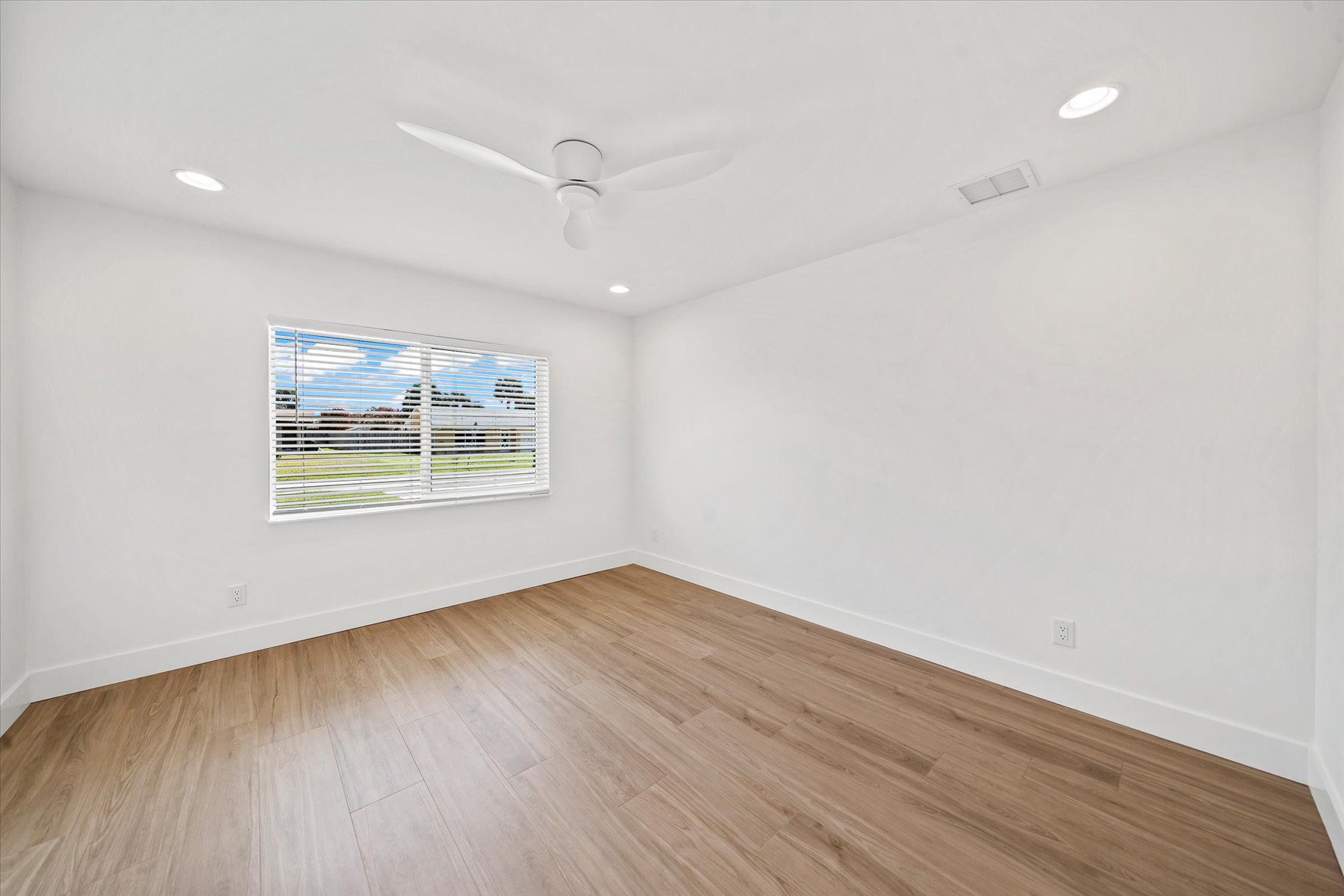 122 1st Avenue Indialantic FL 32903