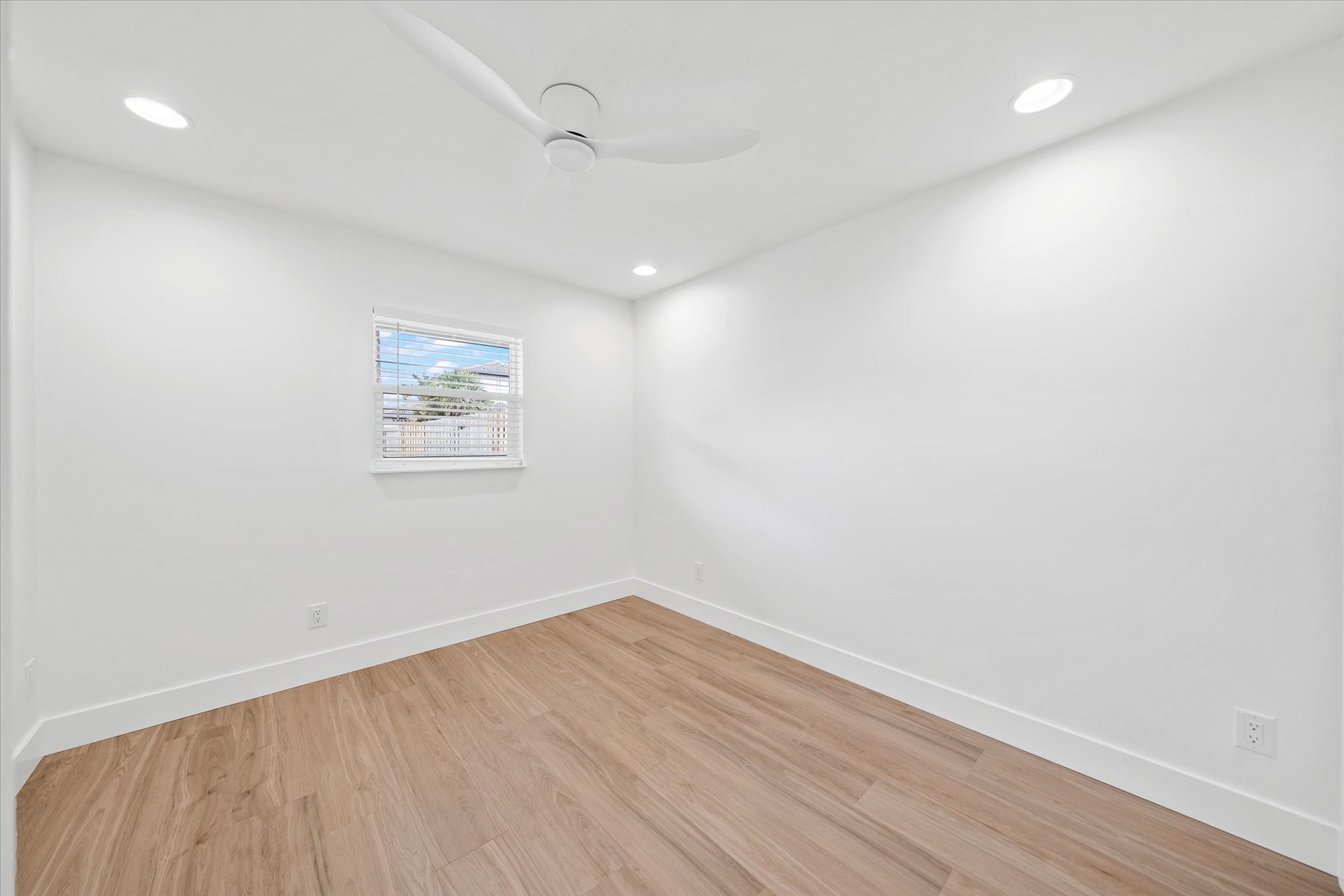 122 1st Avenue Indialantic FL 32903