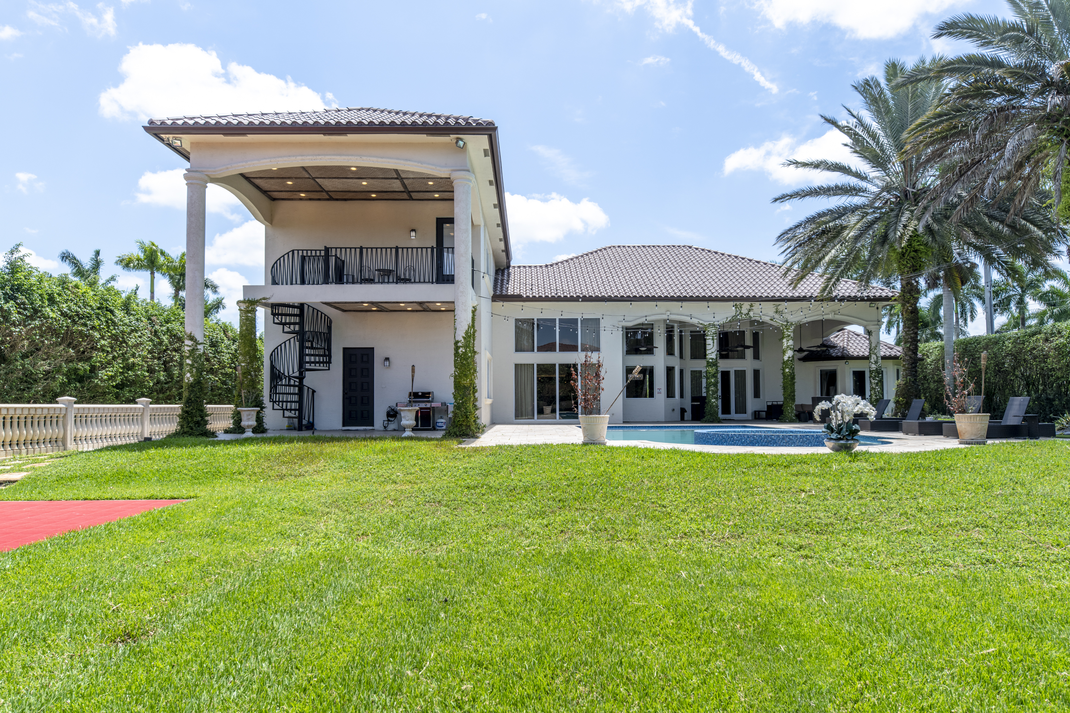 1203 NW 121st Avenue Plantation FL 33323