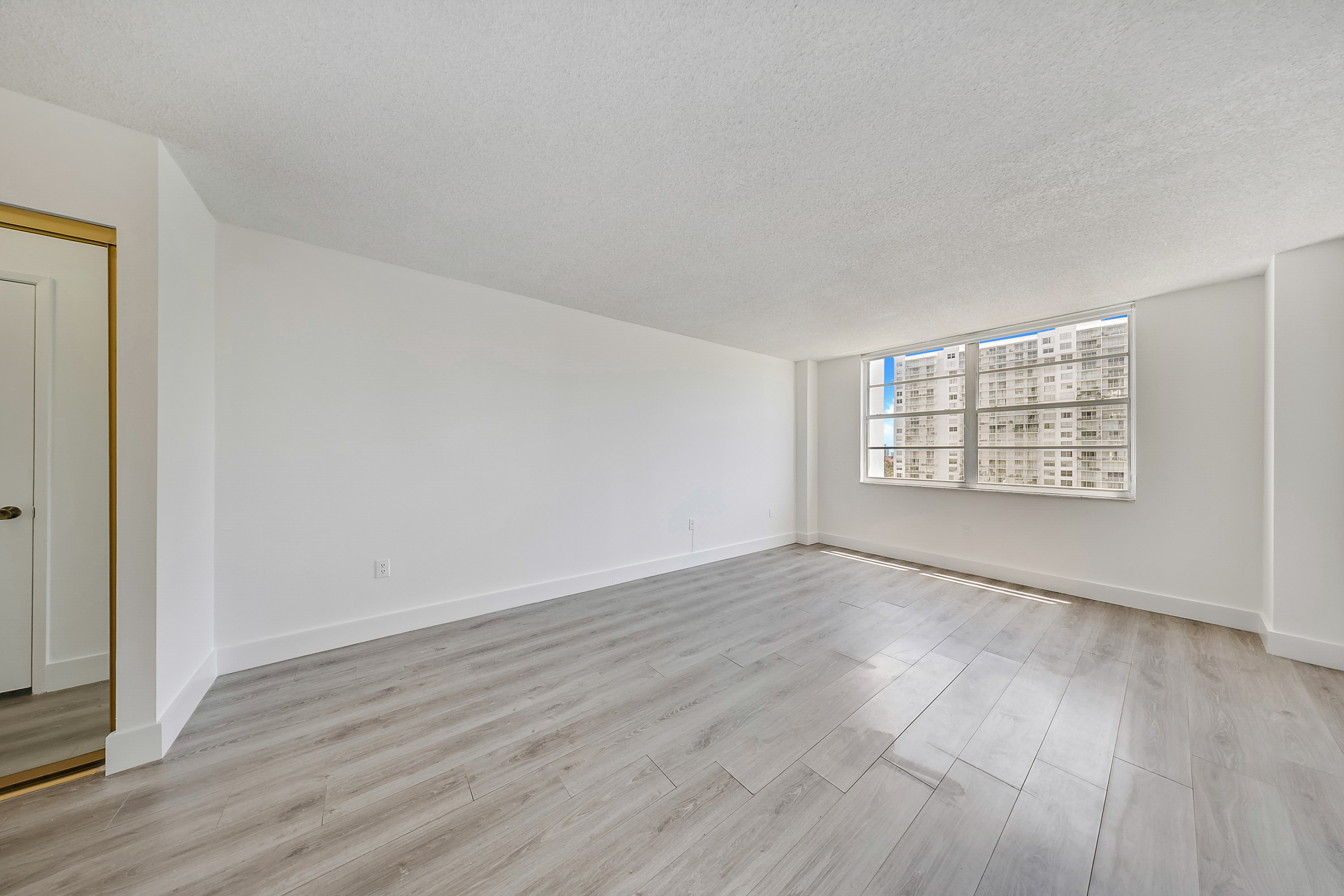 2801 NE 183rd Street Aventura FL 33160