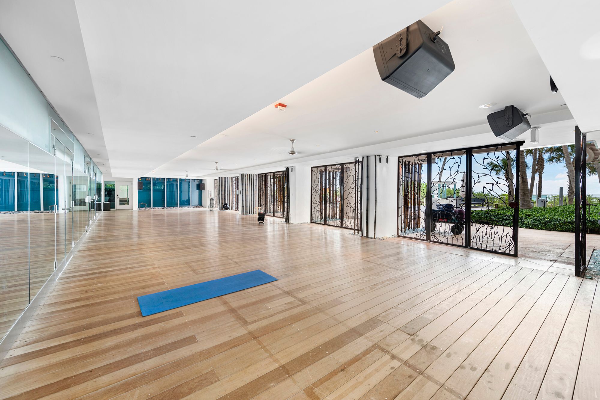 6801 Collins Avenue Miami Beach FL 33141