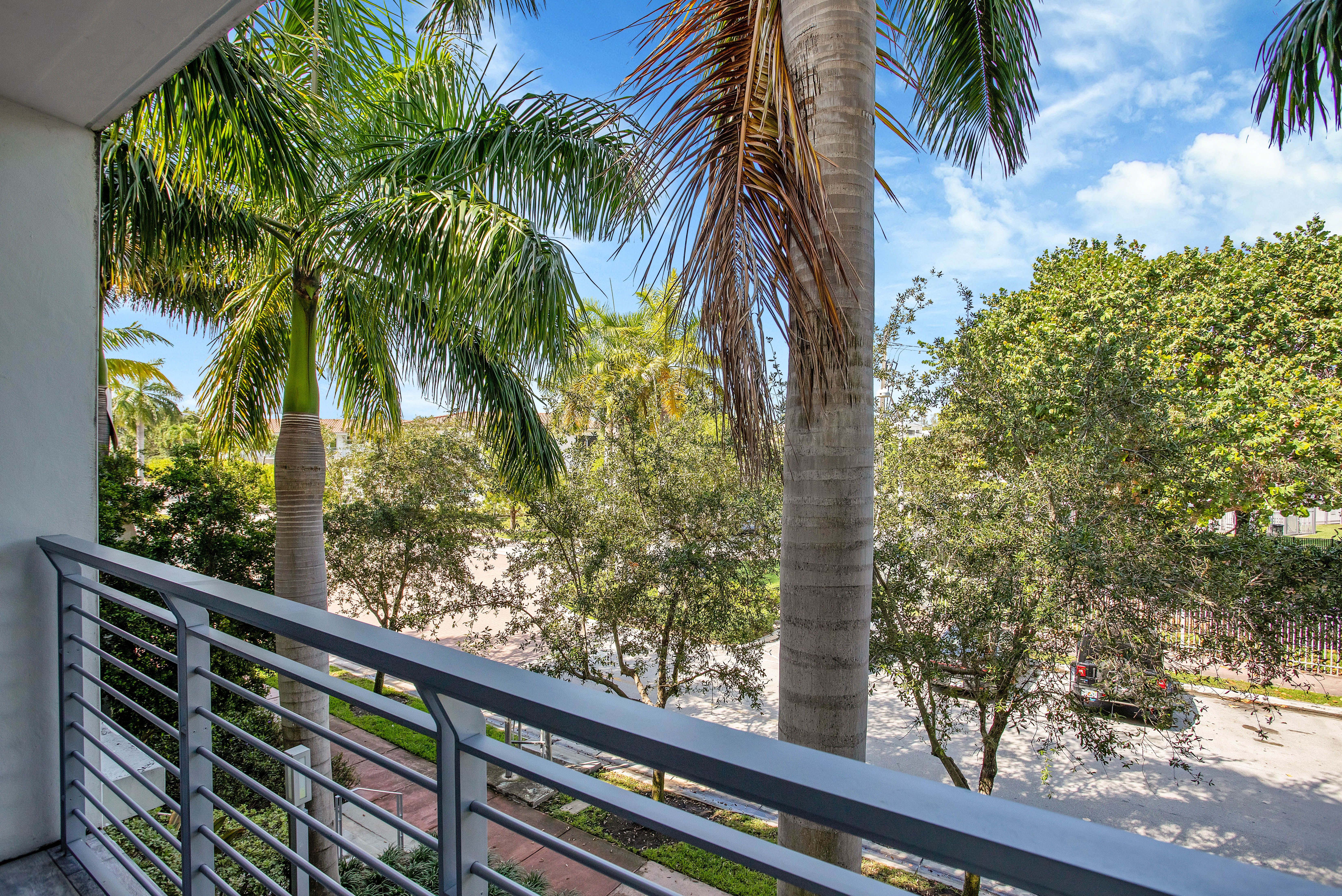 87 N Shore Drive Miami Beach FL 33141