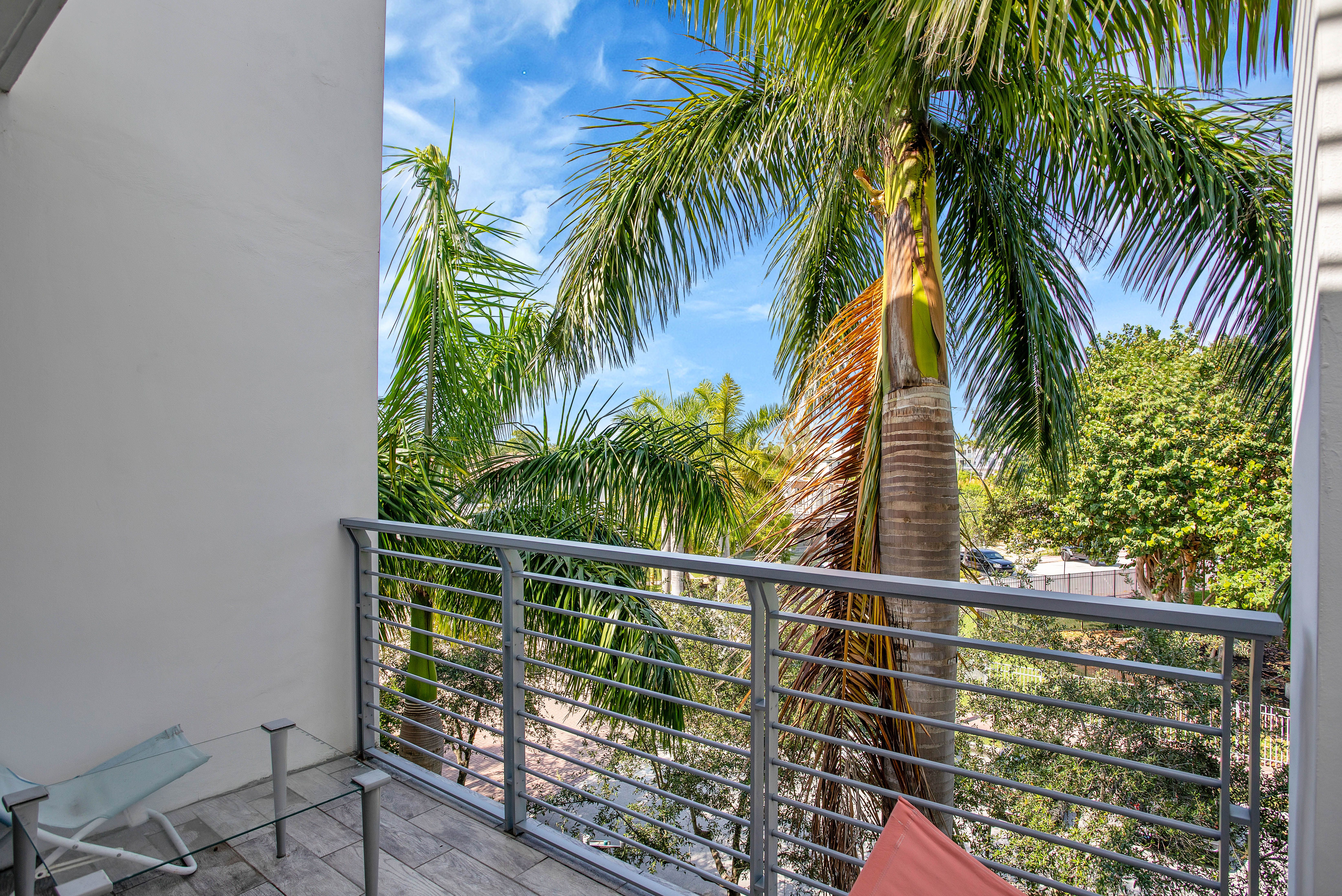 87 N Shore Drive Miami Beach FL 33141